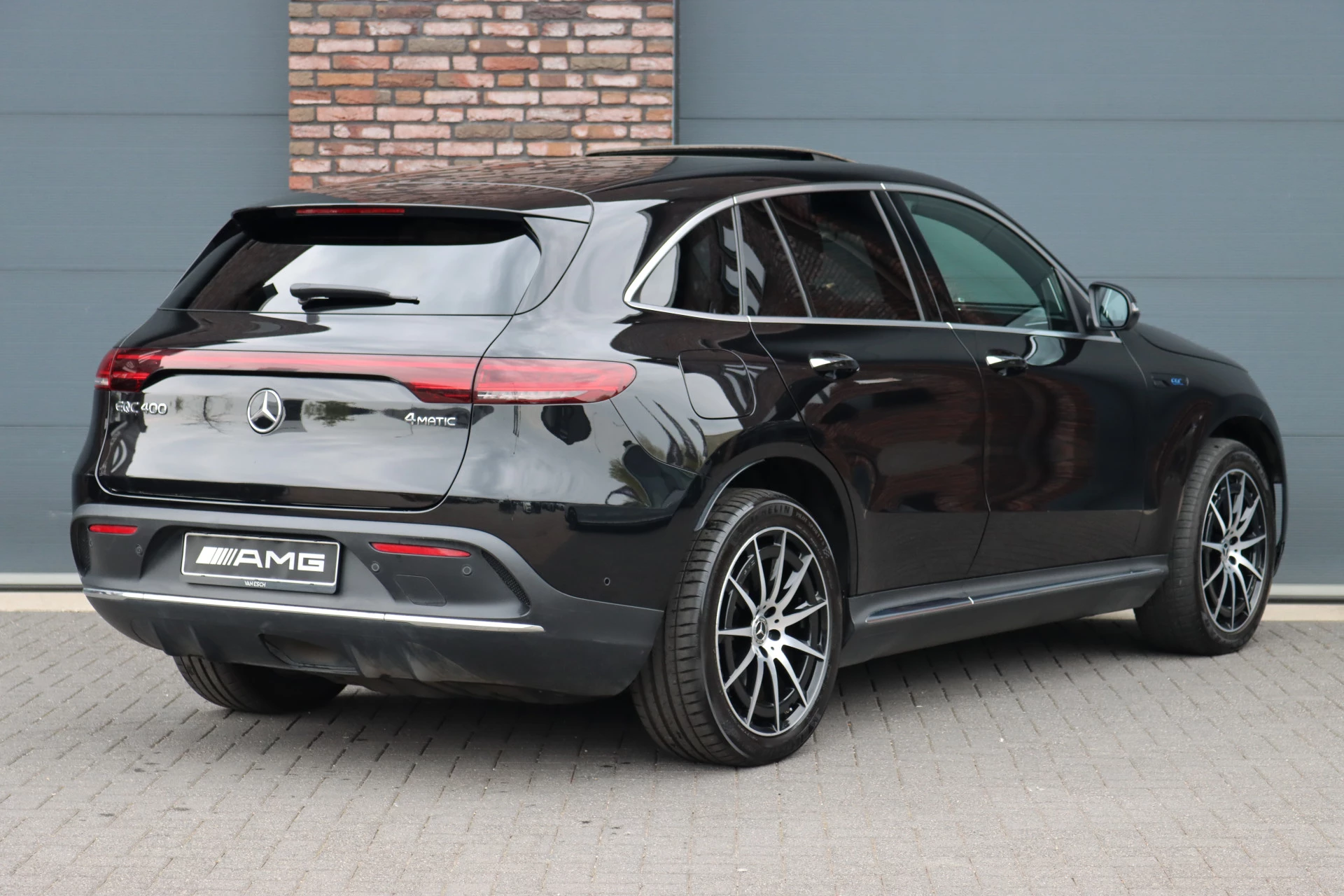 Hoofdafbeelding Mercedes-Benz EQC