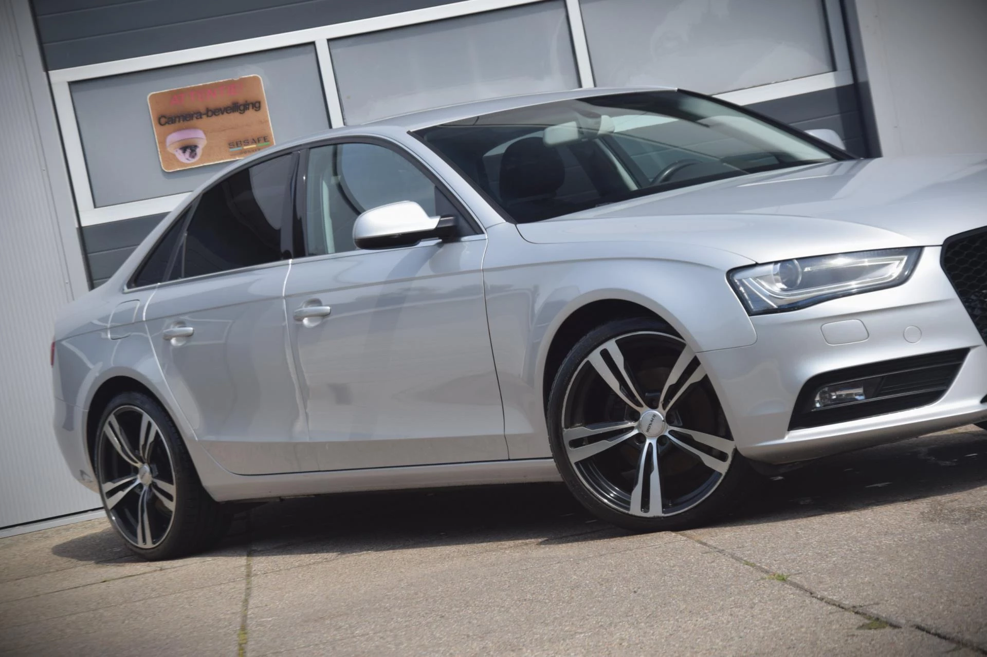 Hoofdafbeelding Audi A4