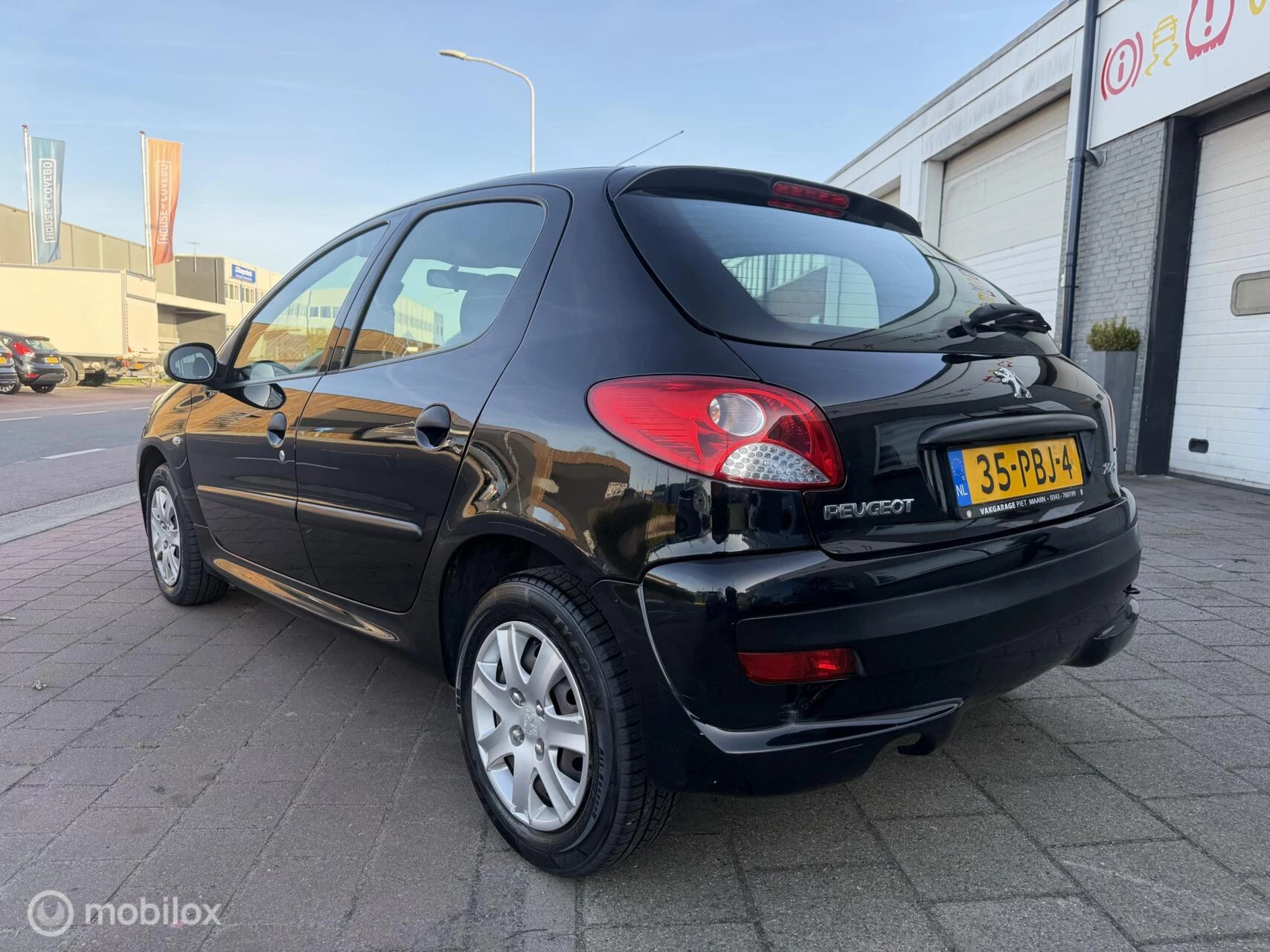 Hoofdafbeelding Peugeot 206
