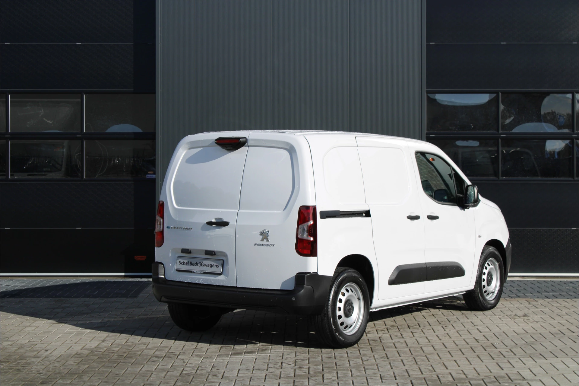 Hoofdafbeelding Peugeot Partner