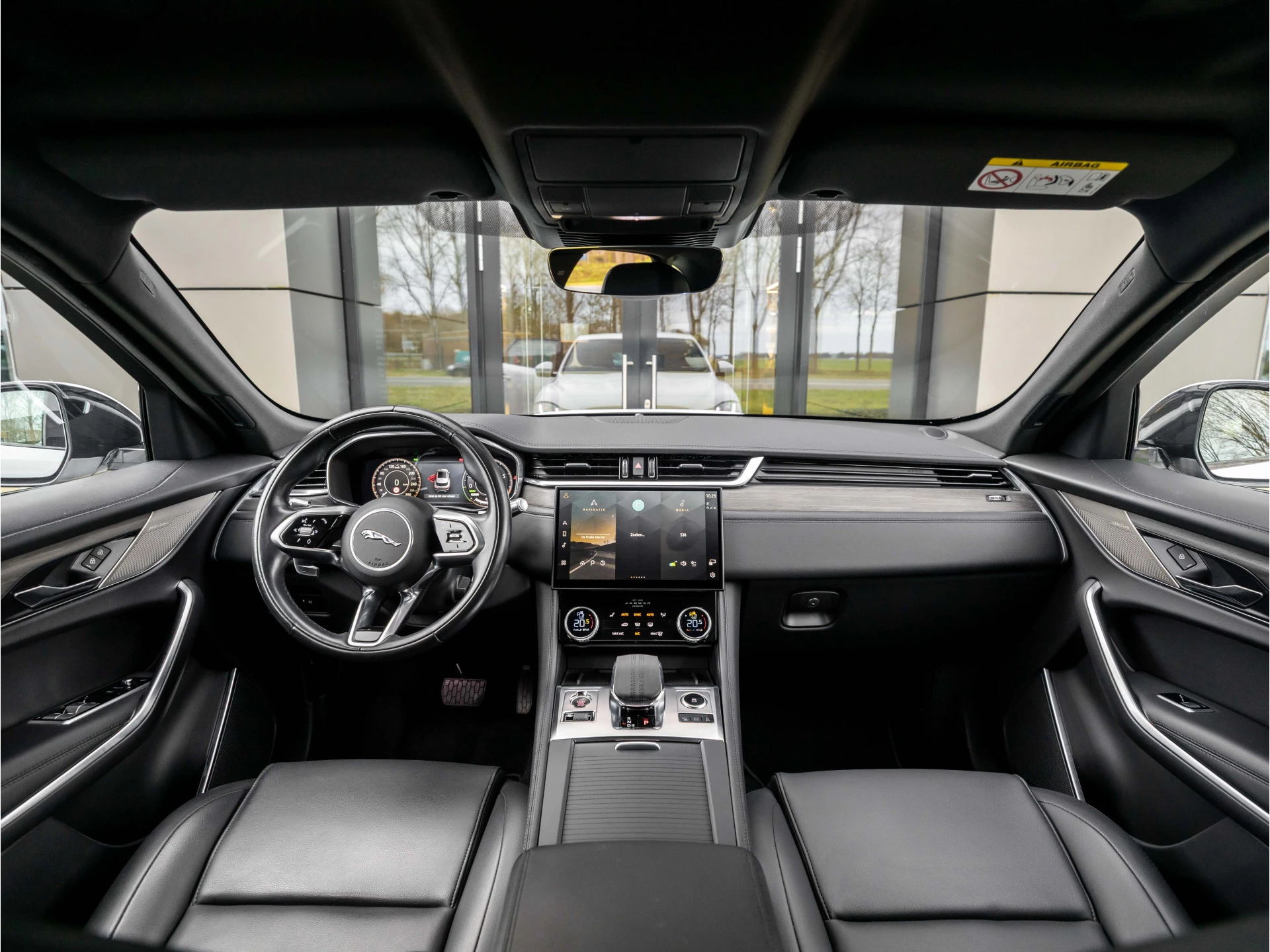 Hoofdafbeelding Jaguar F-PACE