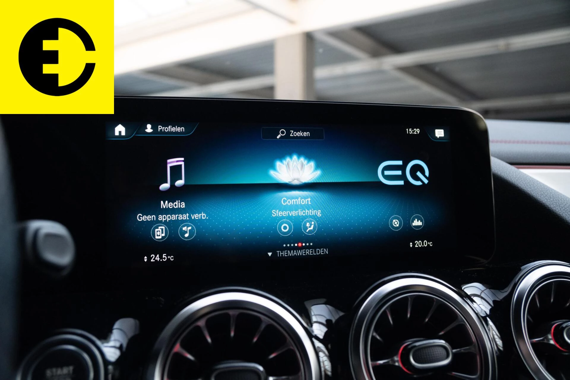 Hoofdafbeelding Mercedes-Benz EQA