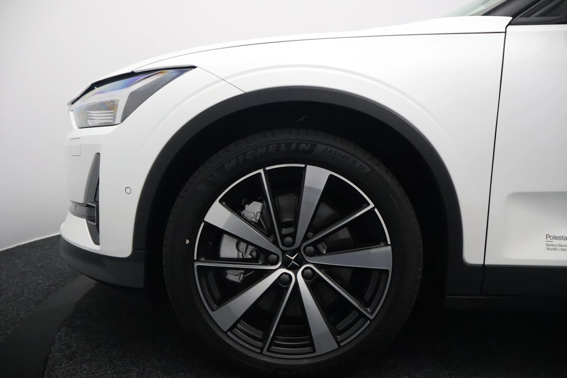 Hoofdafbeelding Polestar 2