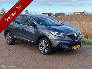 Hoofdafbeelding Renault Kadjar Renault Kadjar 1.2 TCe Bose 10-'15 Navi 360 Camera Etc...