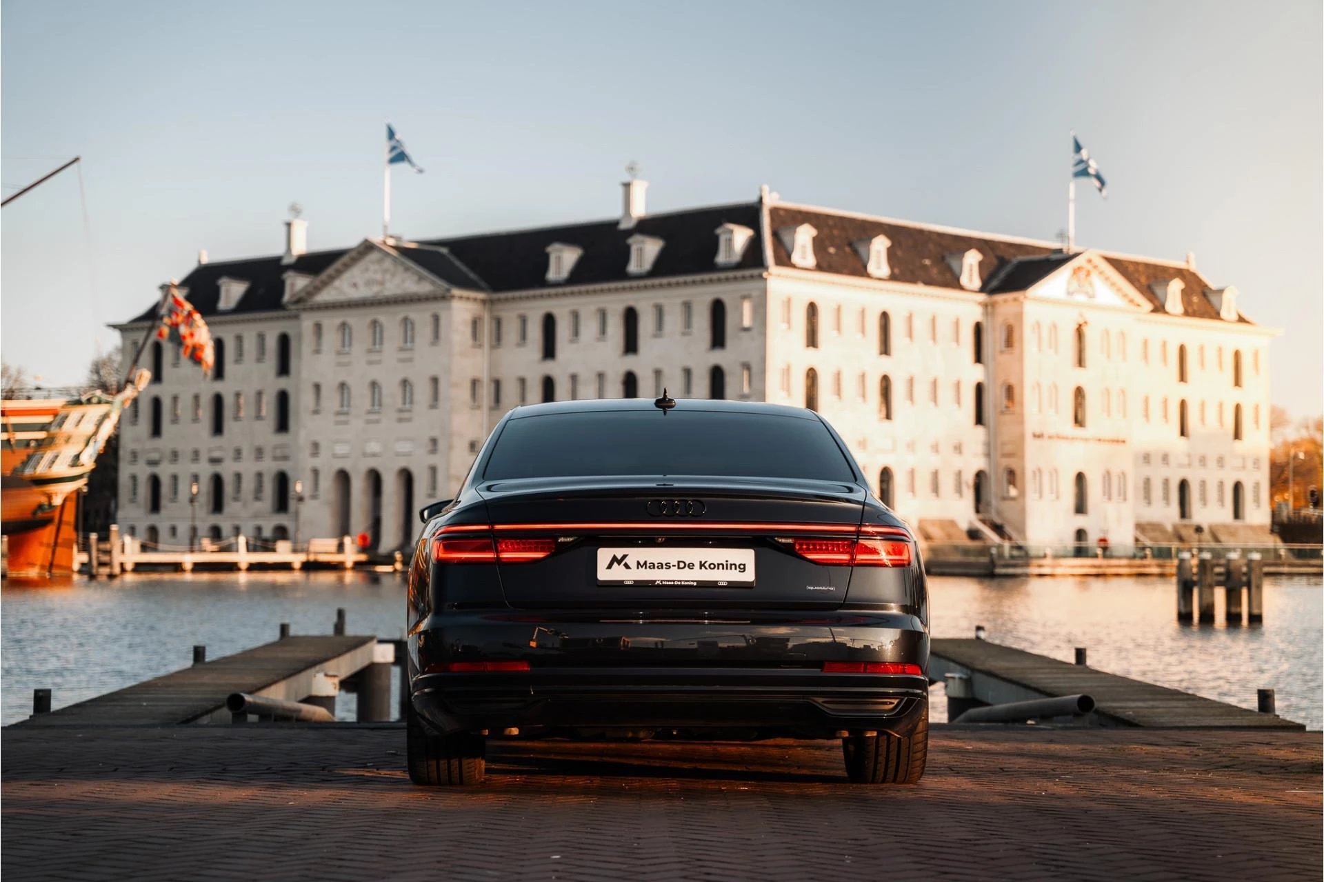 Hoofdafbeelding Audi A8