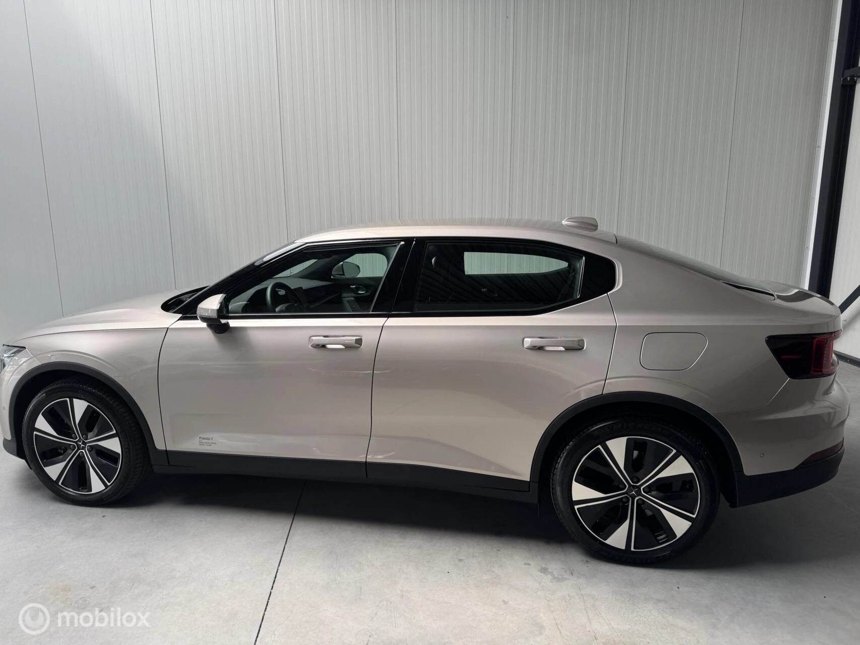 Hoofdafbeelding Polestar 2