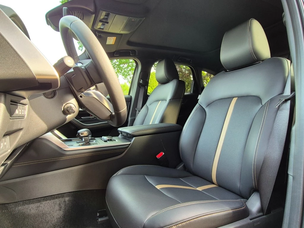 Hoofdafbeelding Mazda CX-60