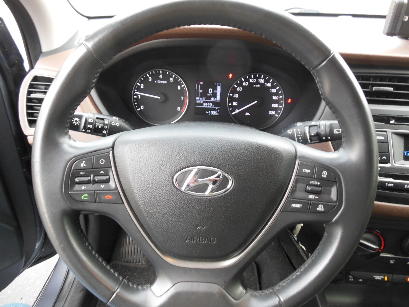 Hoofdafbeelding Hyundai i20