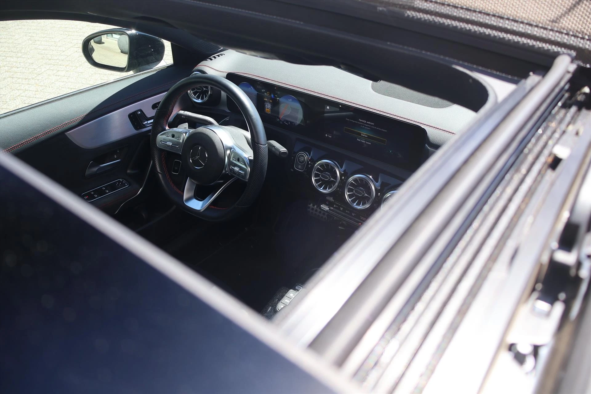 Hoofdafbeelding Mercedes-Benz CLA