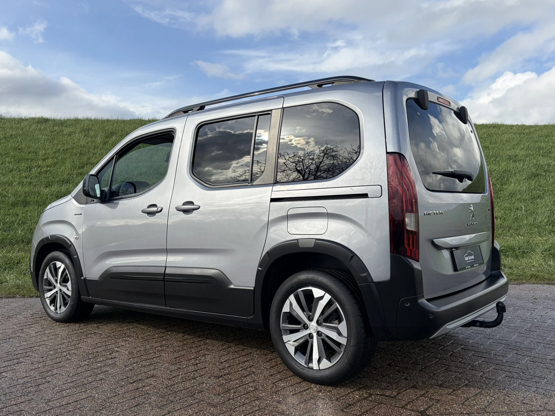 Hoofdafbeelding Peugeot Rifter