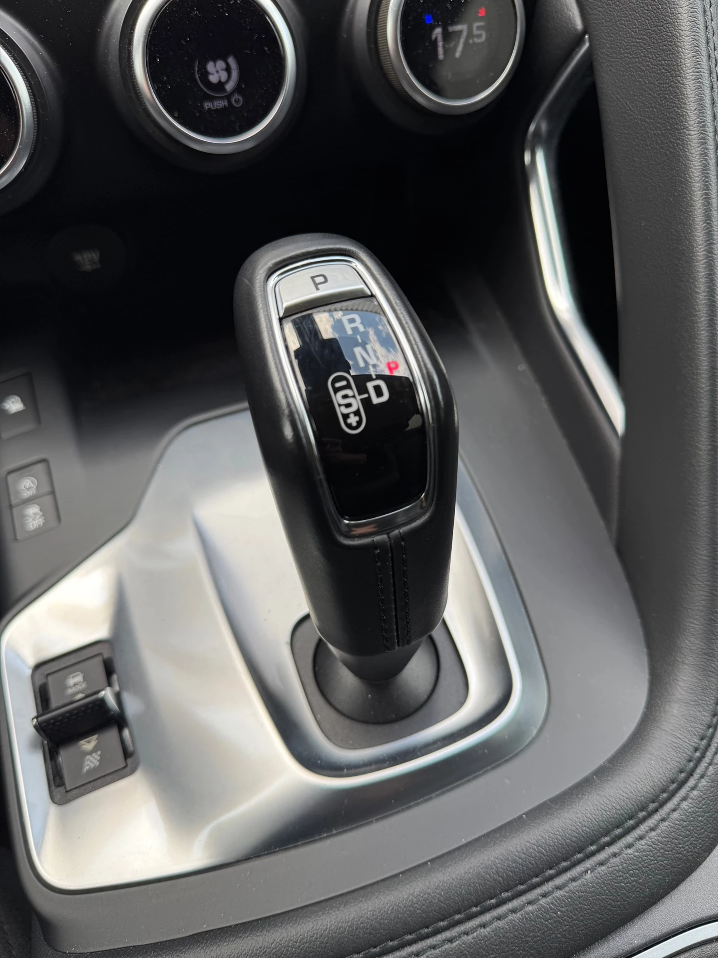 Hoofdafbeelding Jaguar E-PACE