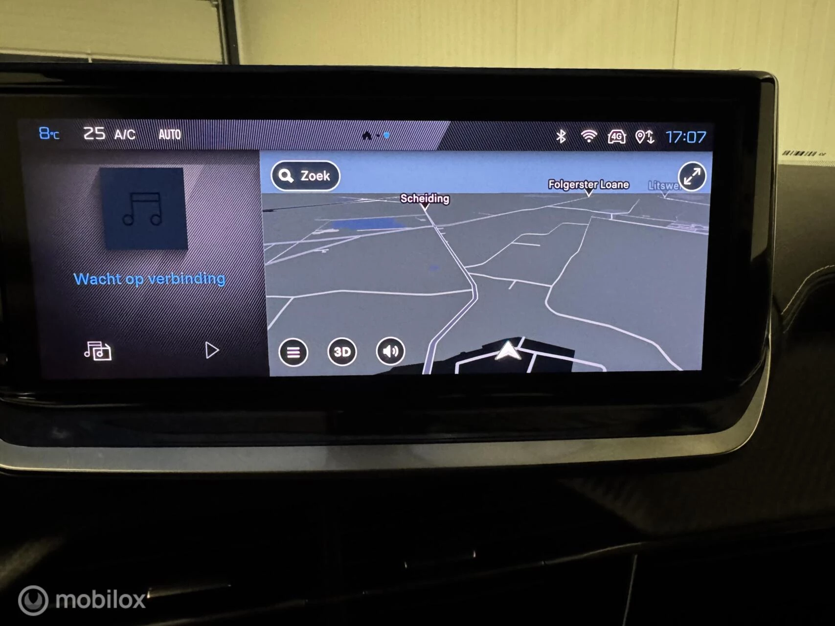 Hoofdafbeelding Peugeot e-2008