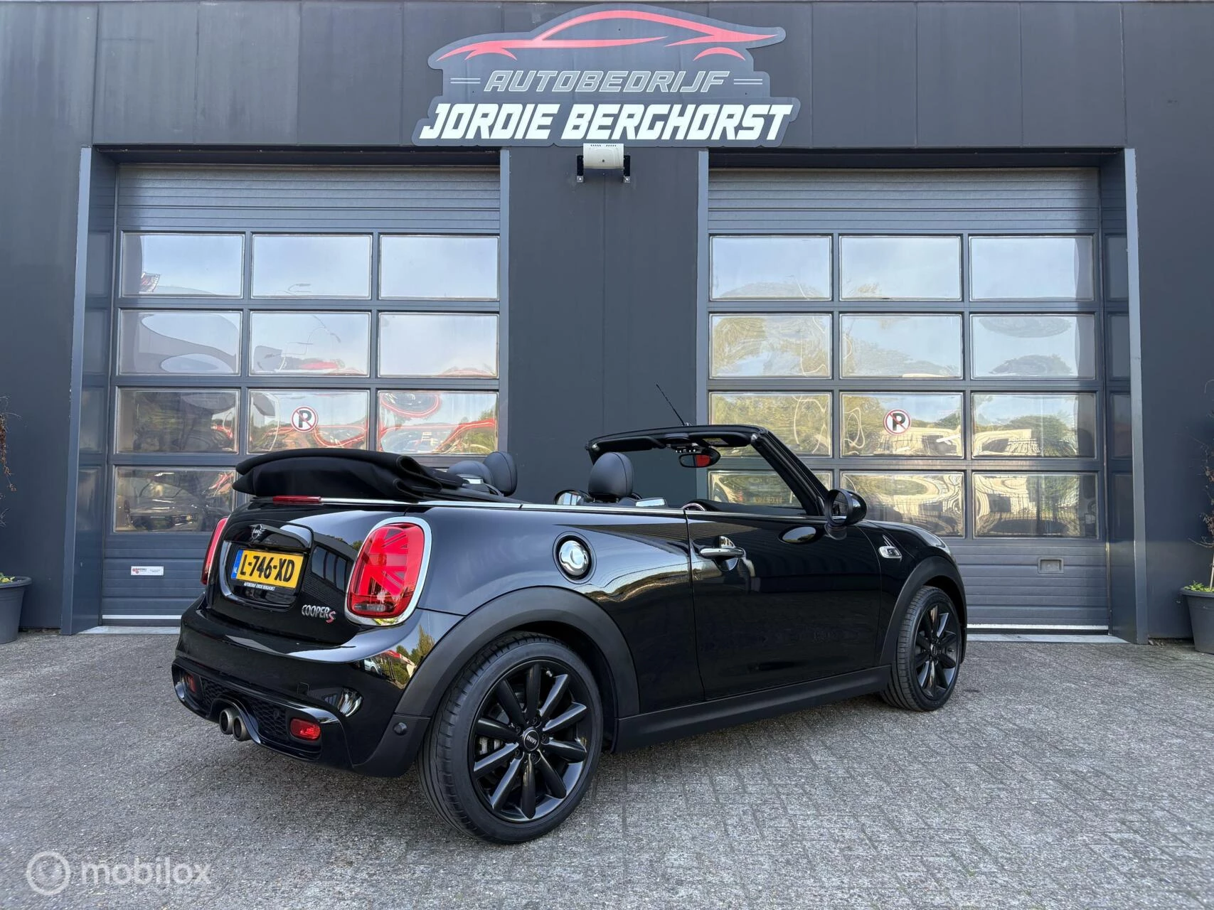 Hoofdafbeelding MINI Cooper S Cabrio