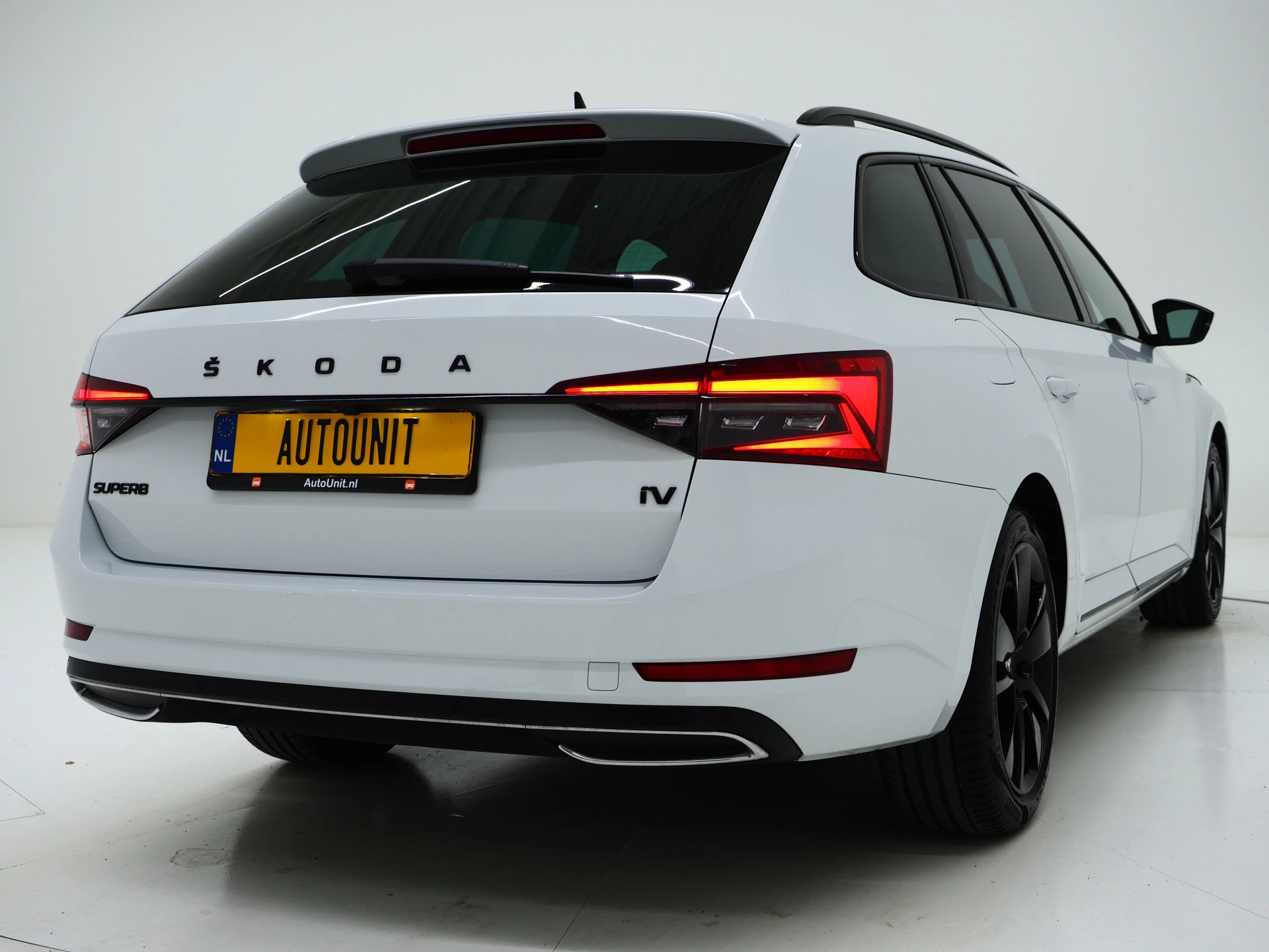 Hoofdafbeelding Škoda Superb
