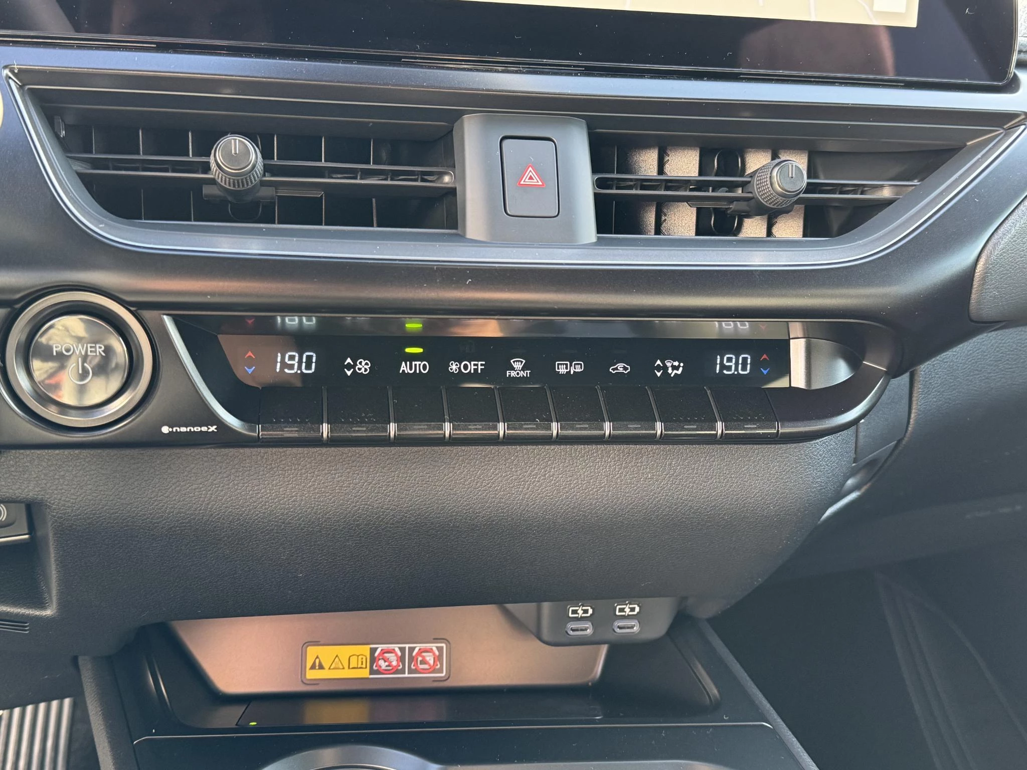 Hoofdafbeelding Lexus UX