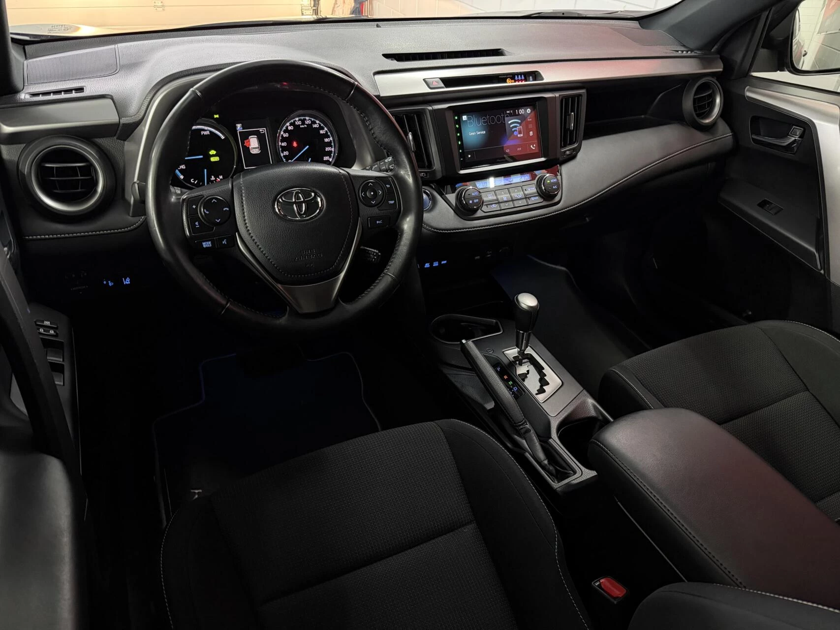 Hoofdafbeelding Toyota RAV4