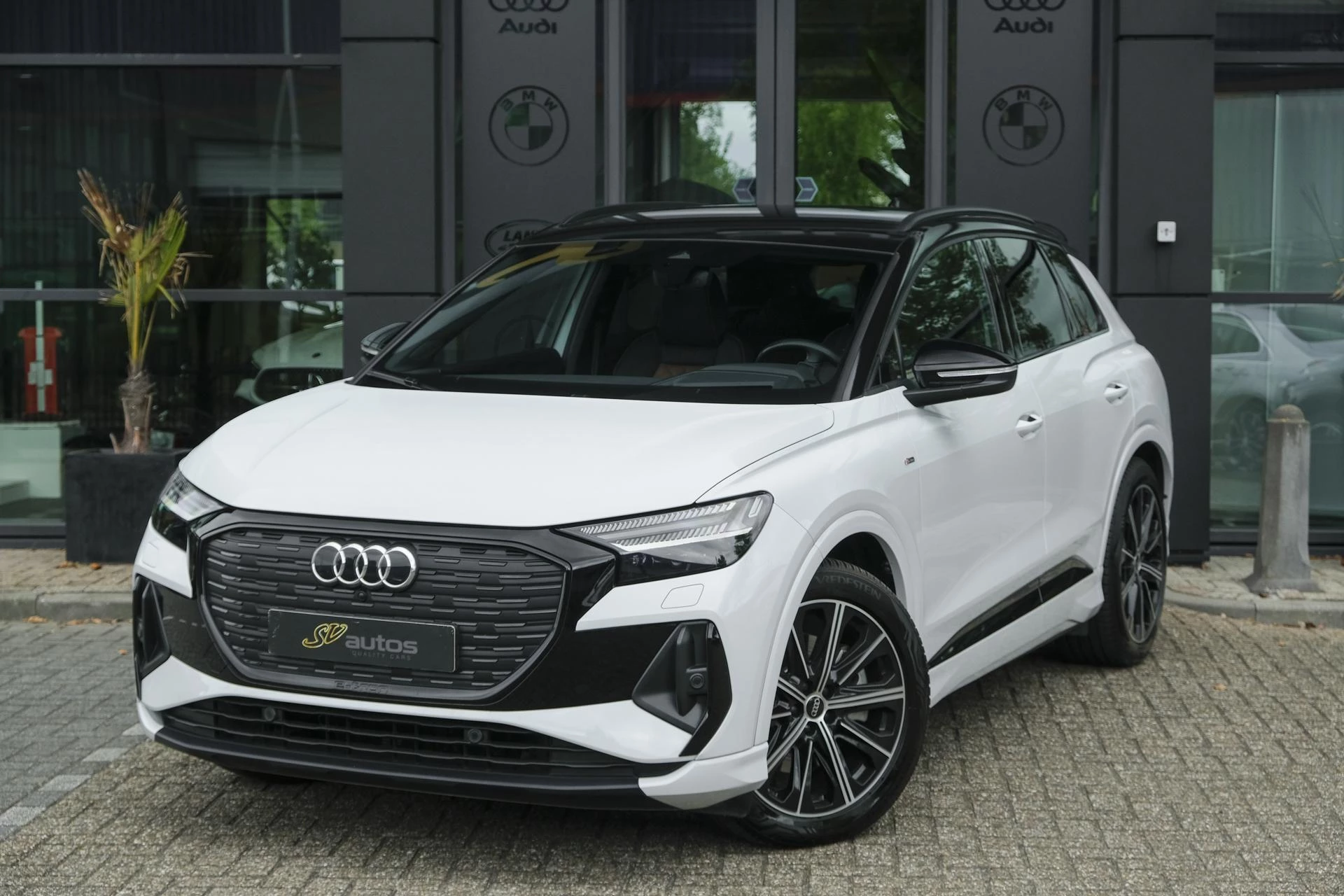 Hoofdafbeelding Audi Q4 e-tron
