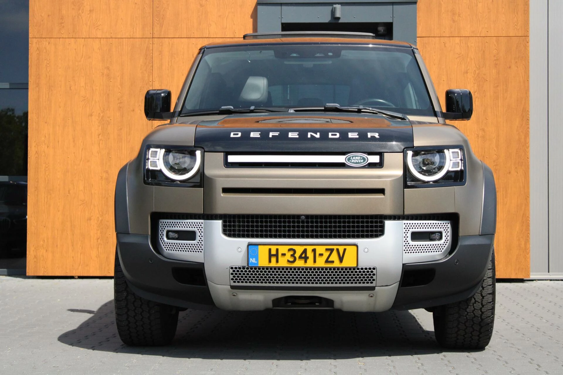 Hoofdafbeelding Land Rover Defender