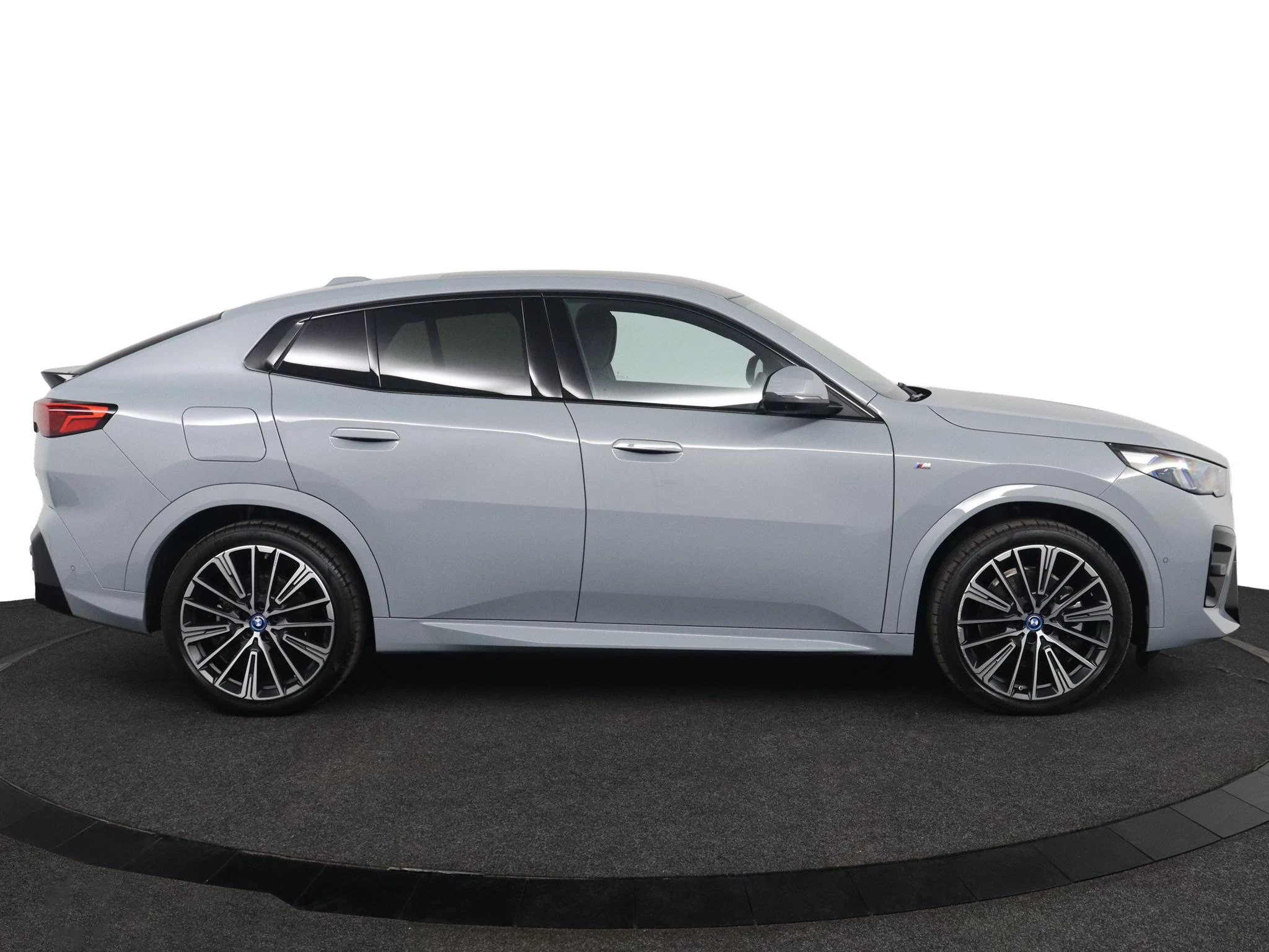 Hoofdafbeelding BMW iX2