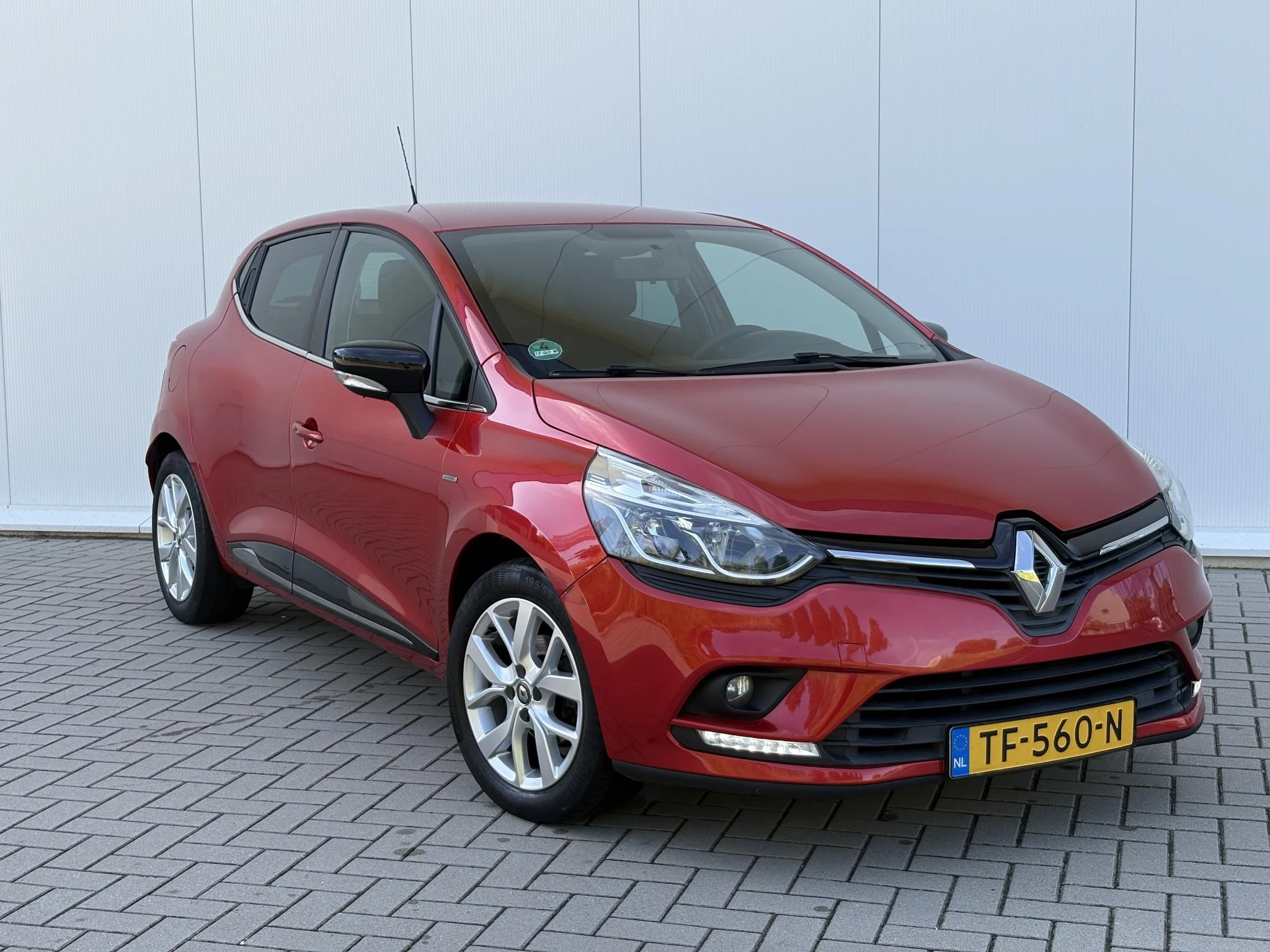Hoofdafbeelding Renault Clio