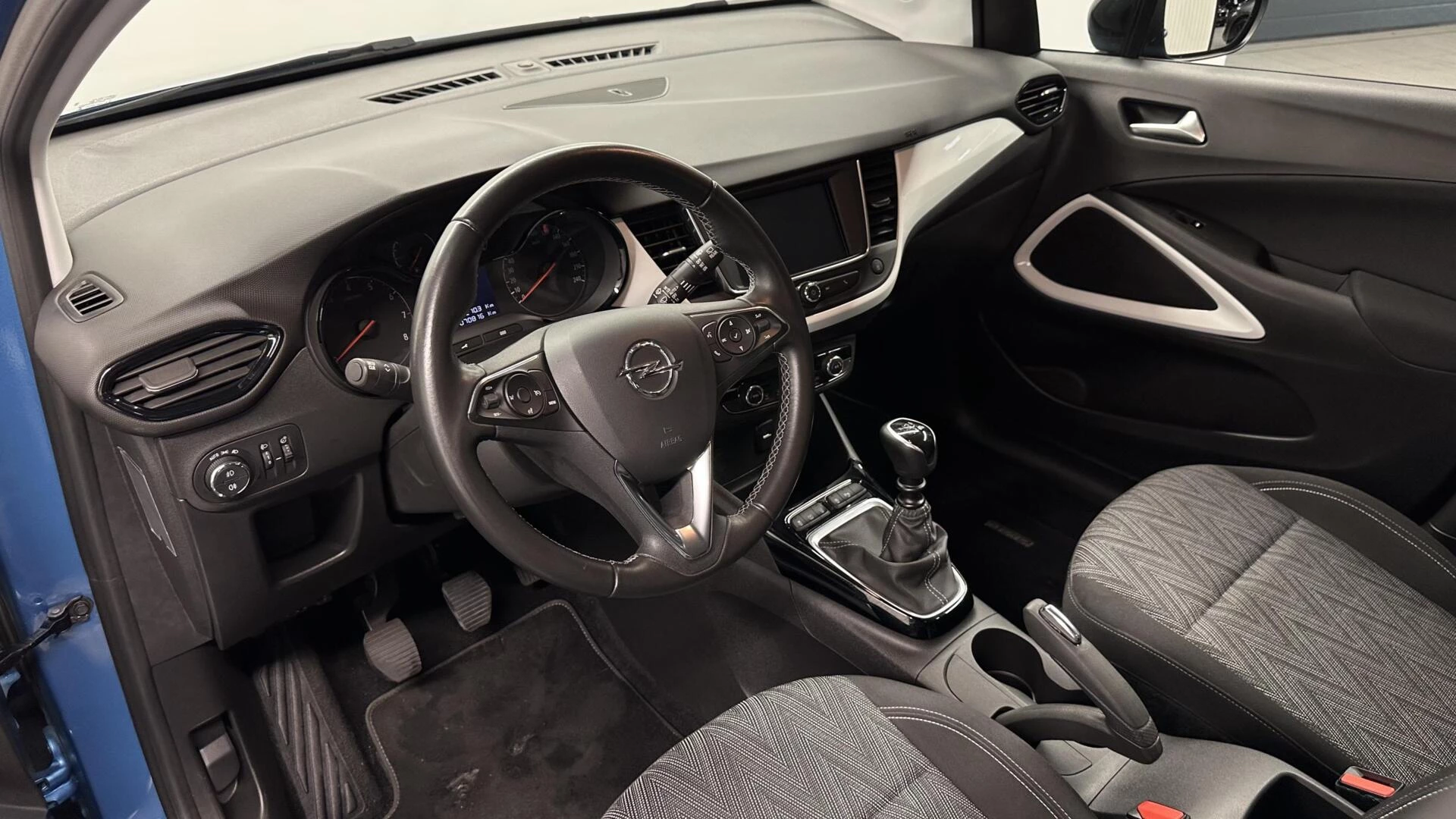 Hoofdafbeelding Opel Crossland X