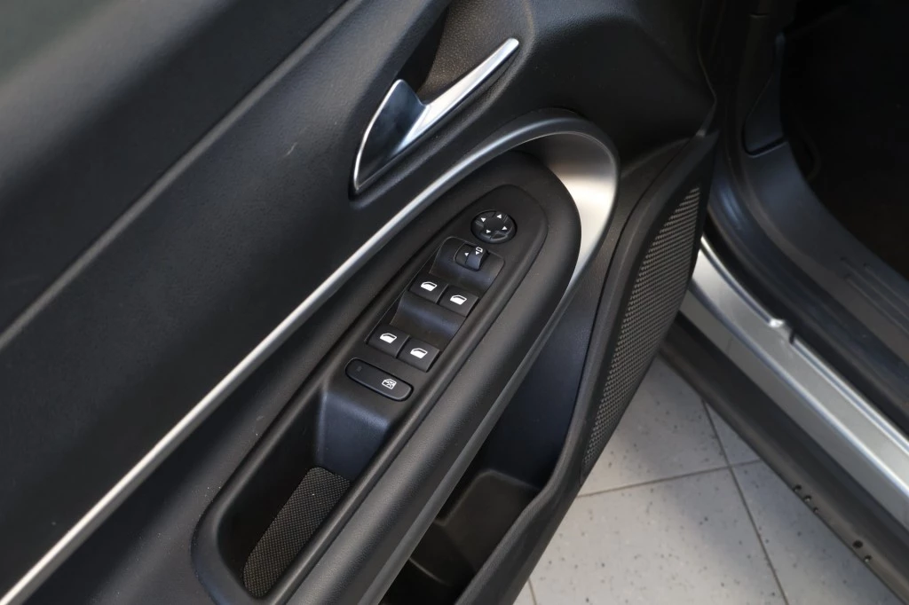 Hoofdafbeelding Jeep Avenger