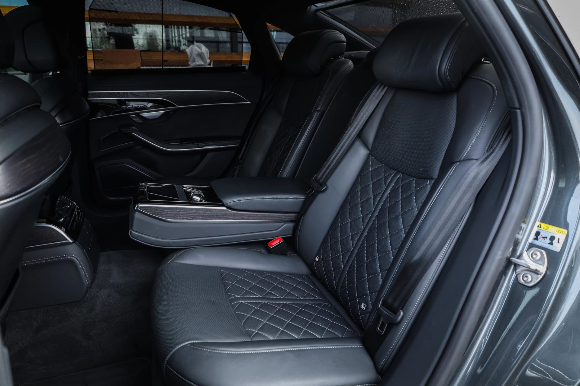 Hoofdafbeelding Audi A8