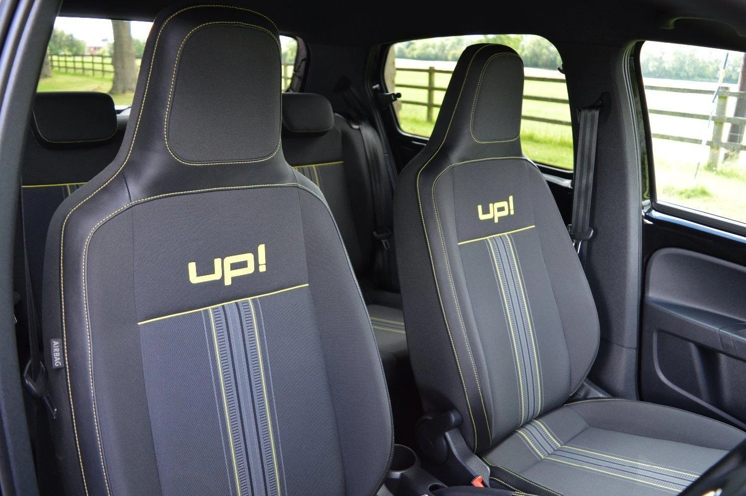 Hoofdafbeelding Volkswagen up!