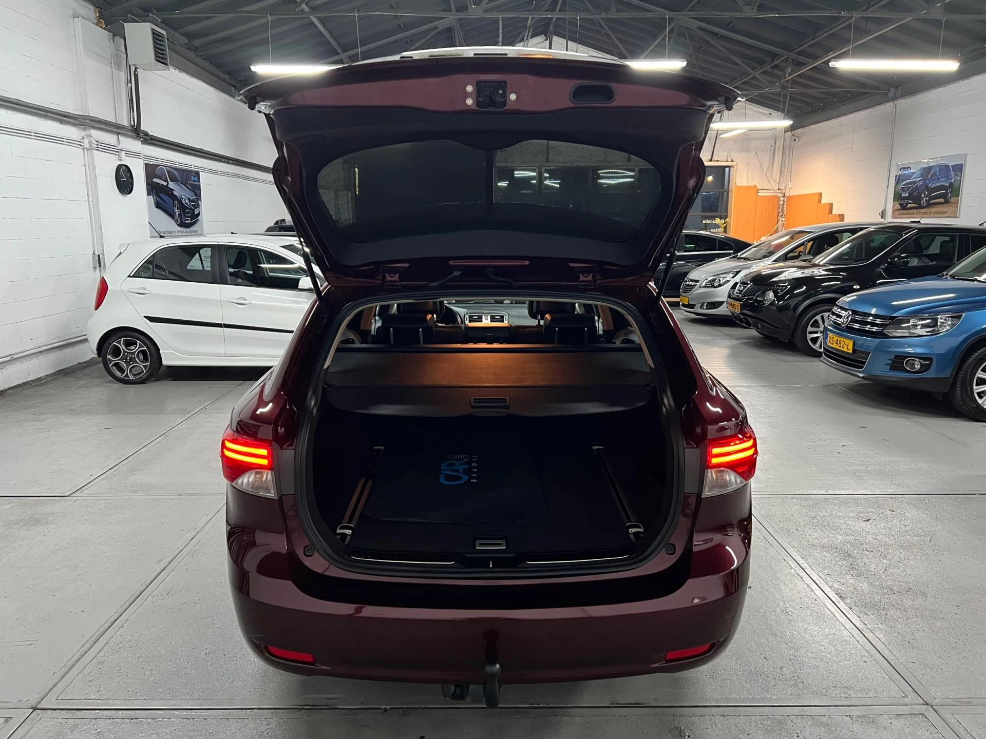 Hoofdafbeelding Toyota Avensis