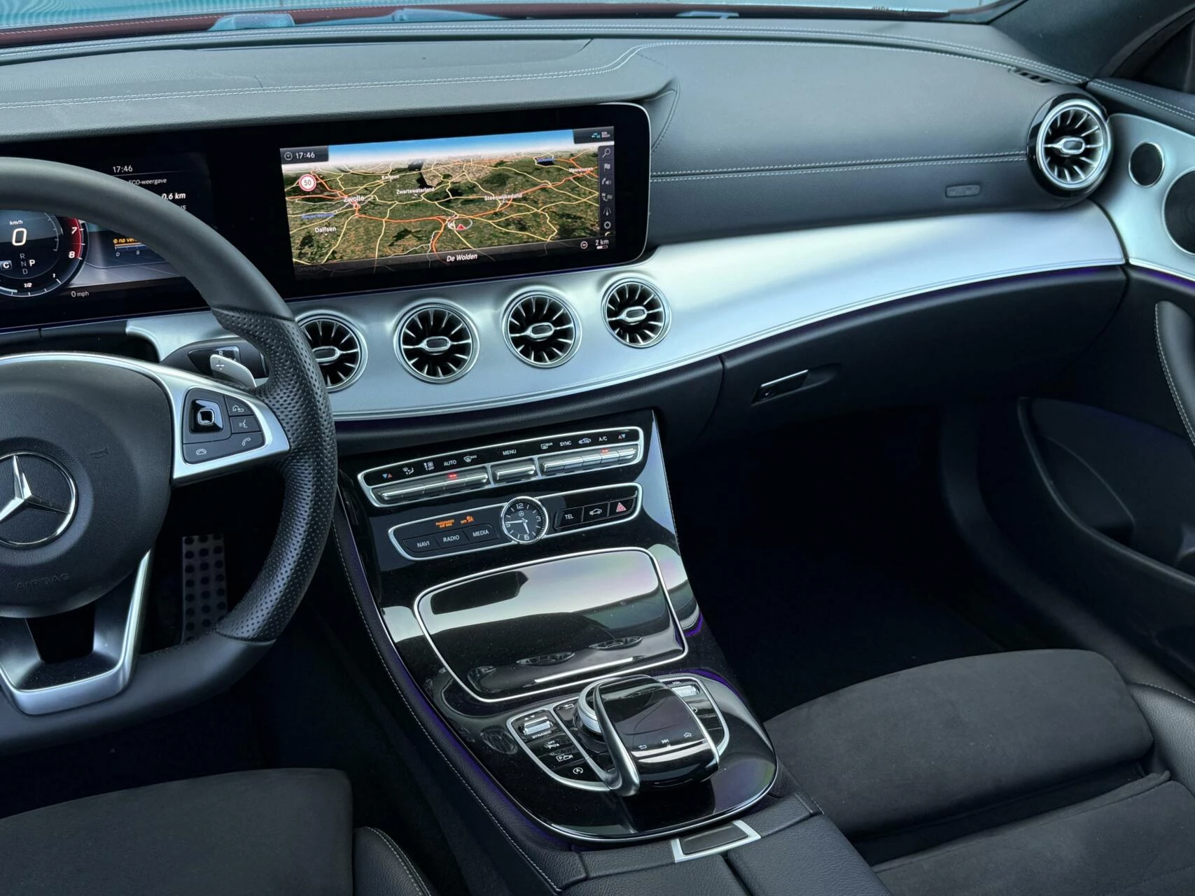 Hoofdafbeelding Mercedes-Benz E-Klasse