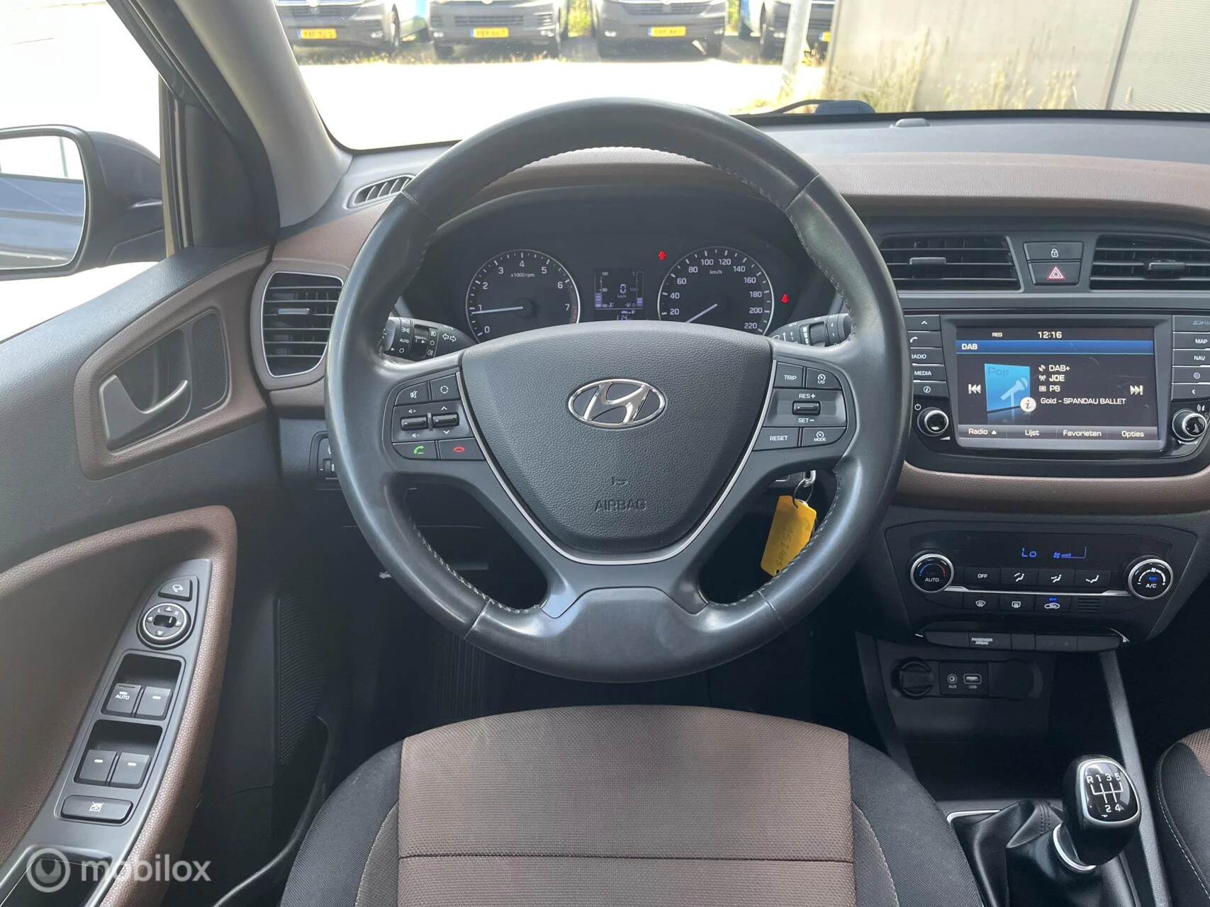 Hoofdafbeelding Hyundai i20