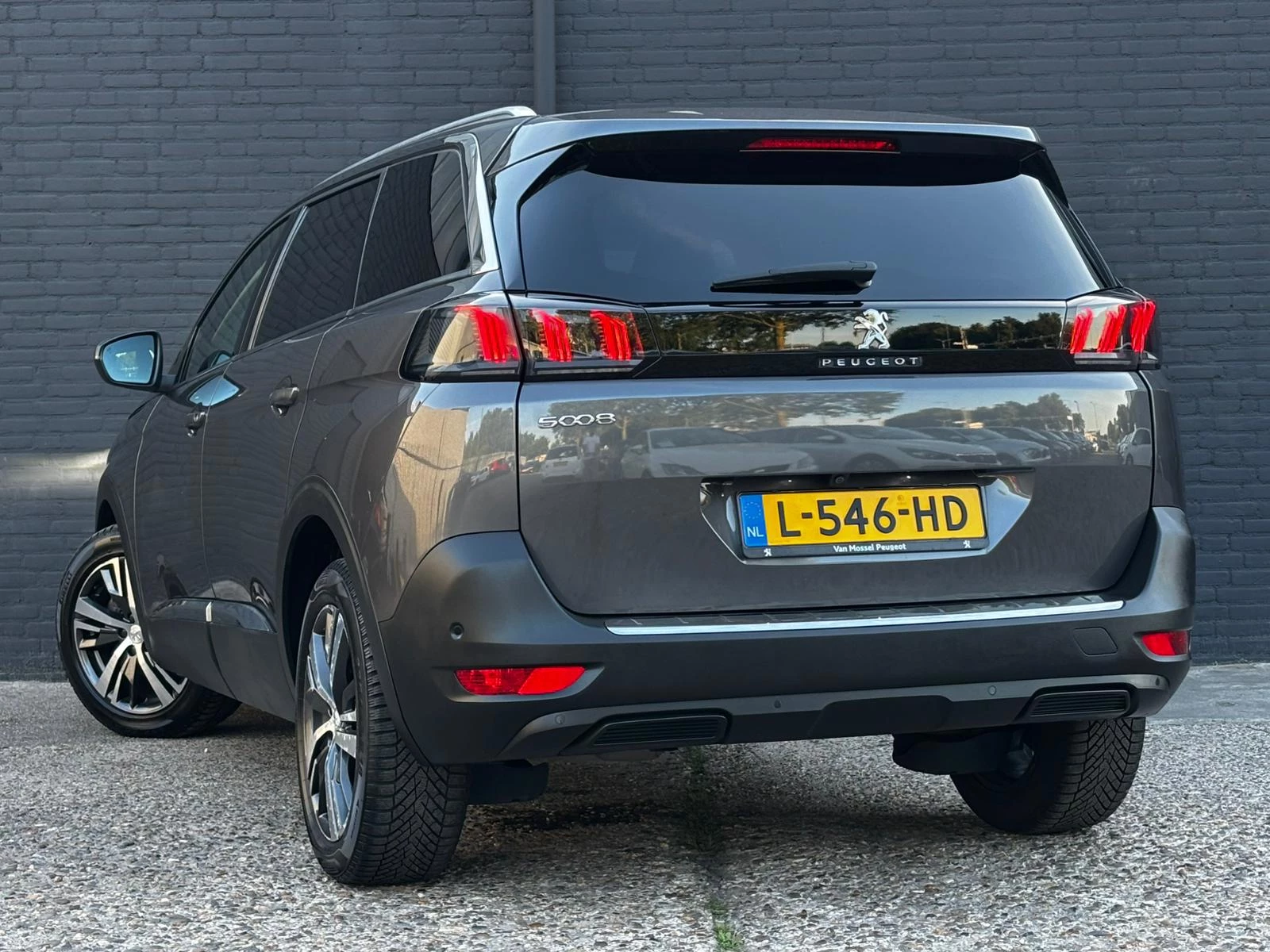 Hoofdafbeelding Peugeot 5008