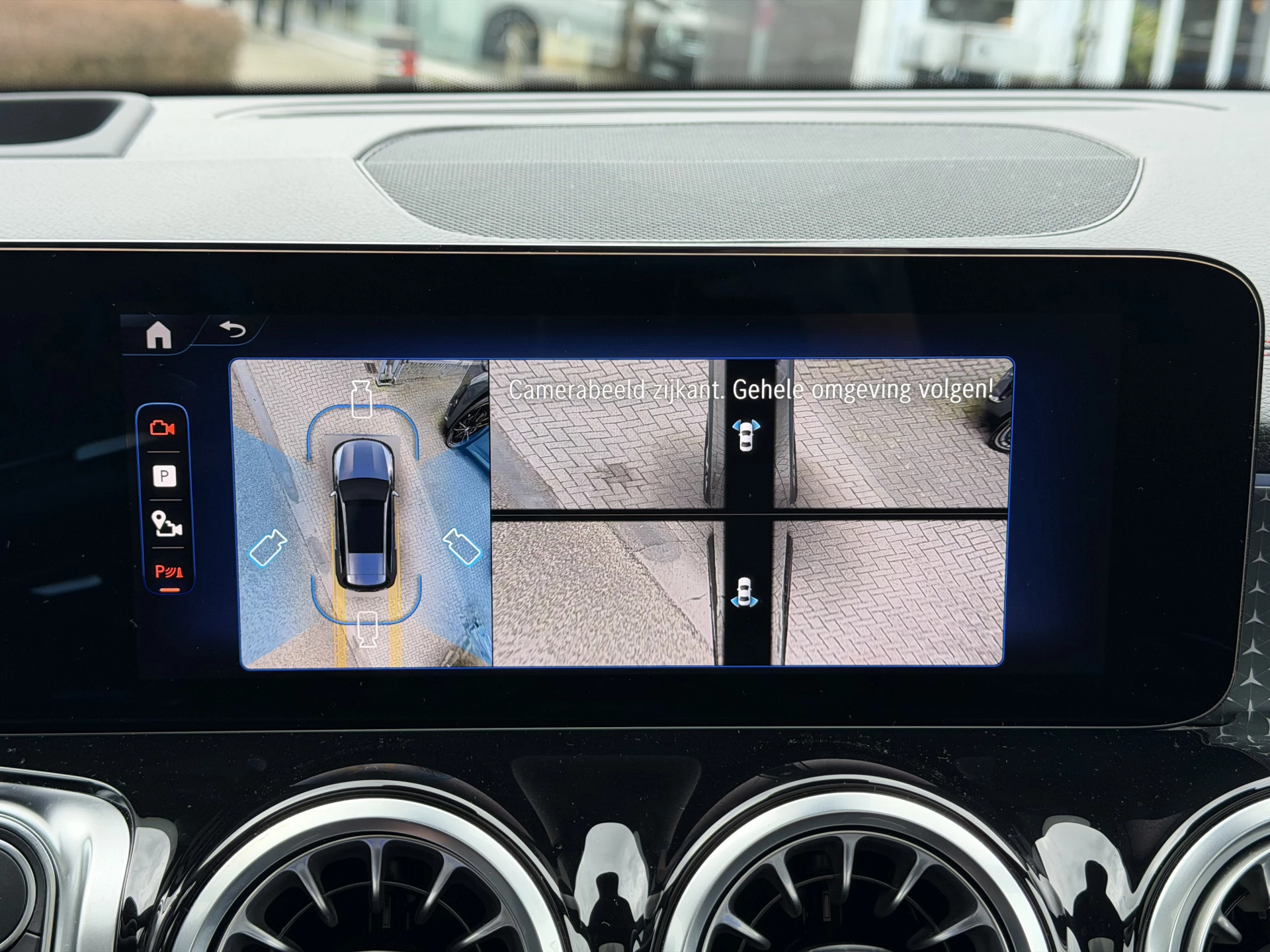 Hoofdafbeelding Mercedes-Benz EQB