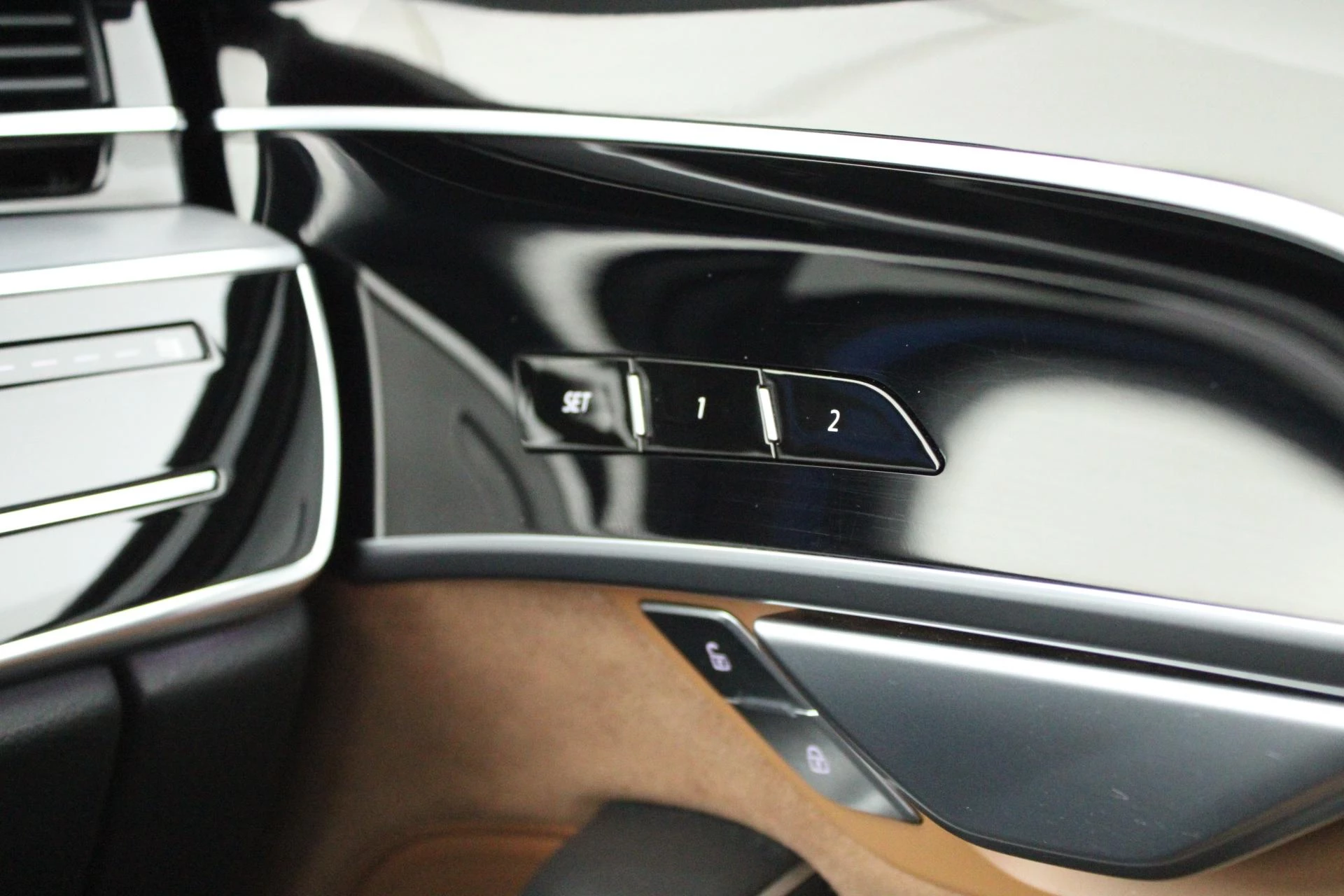 Hoofdafbeelding Audi A8