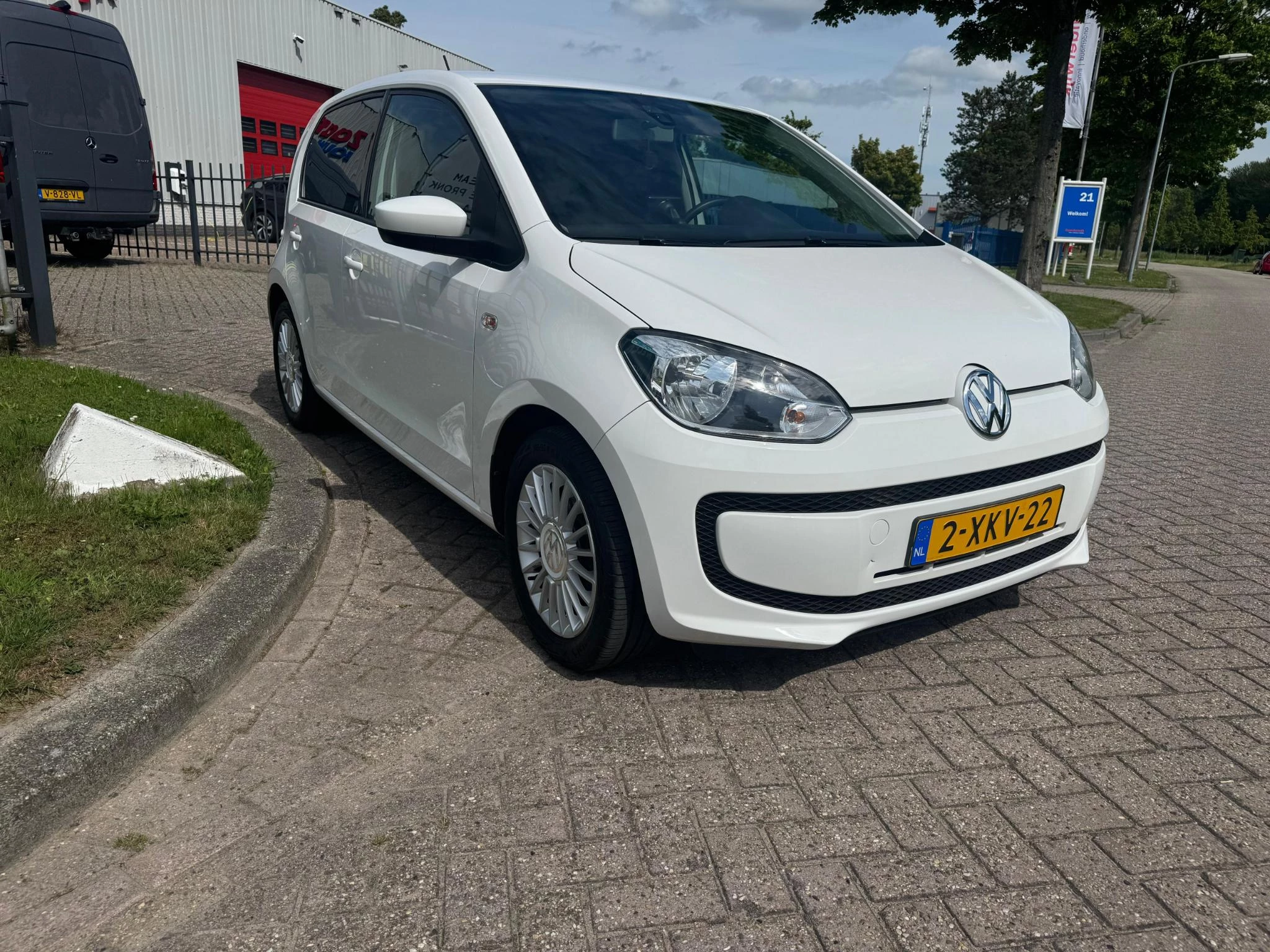 Hoofdafbeelding Volkswagen up!