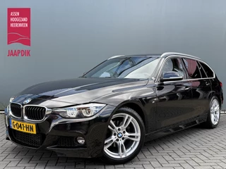 BMW 3 Serie Touring BWJ 2019 318i M 136 PK Sport Corporate Lease NW APK! AUTOMAAT | NW APK | STOELVERW. | FULL LED | LEER | ELKETR. ACHTERKLEP | NAVI | CLIMA | CRUISE | LMV | PDC