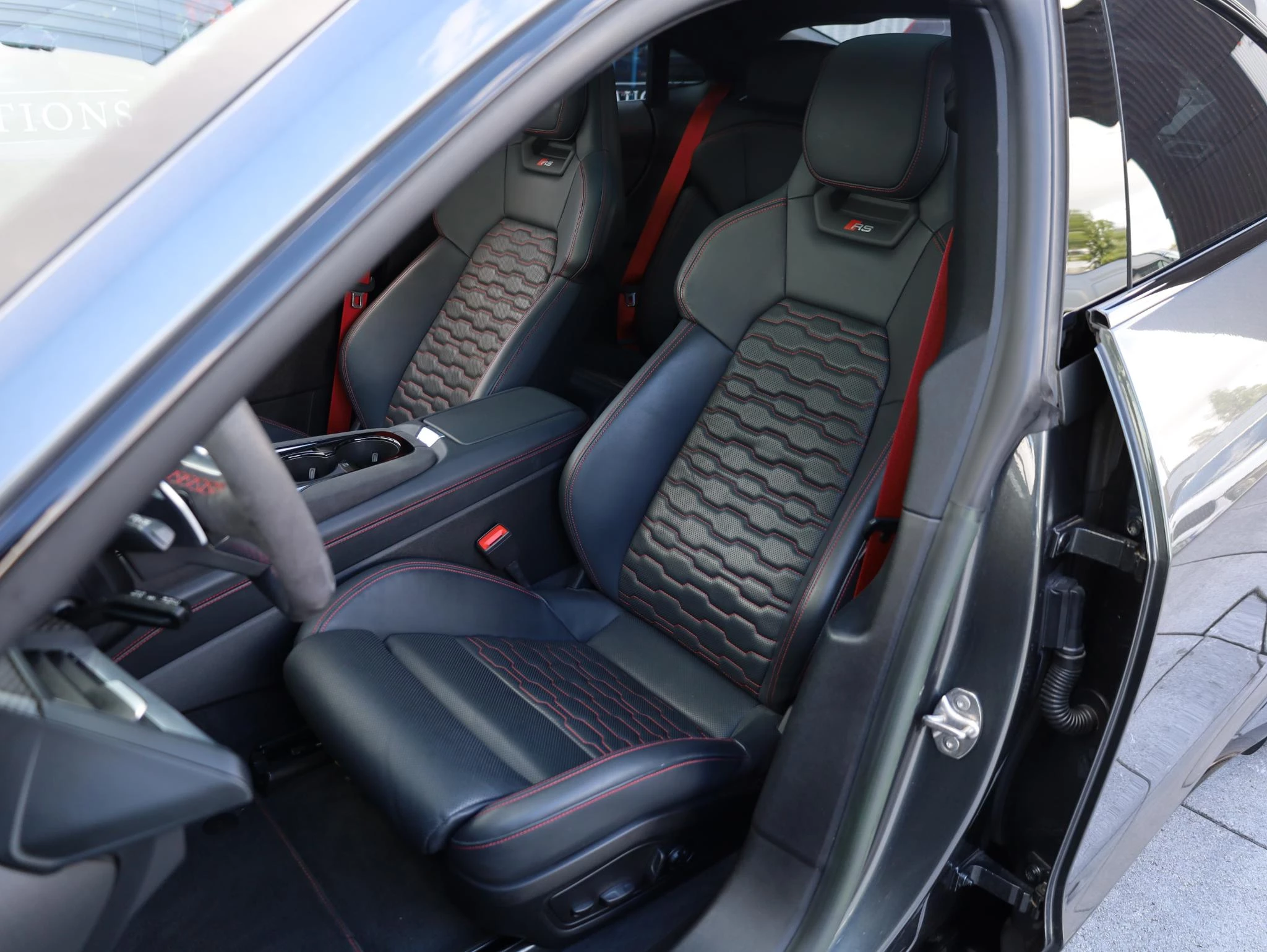Hoofdafbeelding Audi e-tron GT