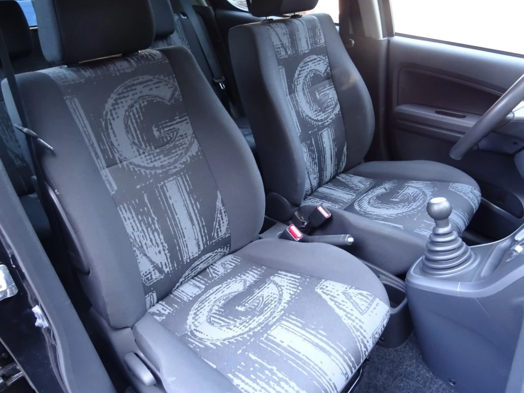 Hoofdafbeelding Opel Agila