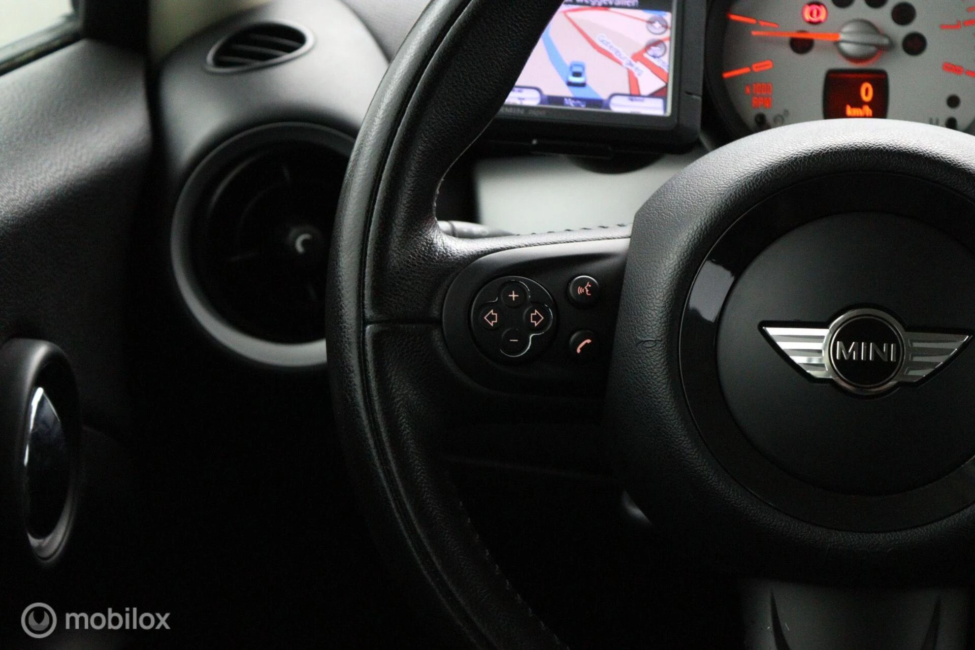 Hoofdafbeelding MINI One