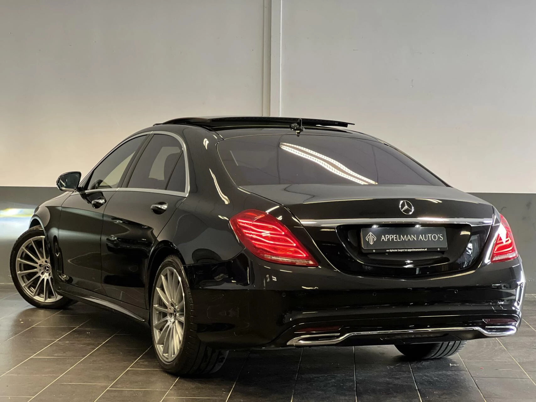 Hoofdafbeelding Mercedes-Benz S-Klasse