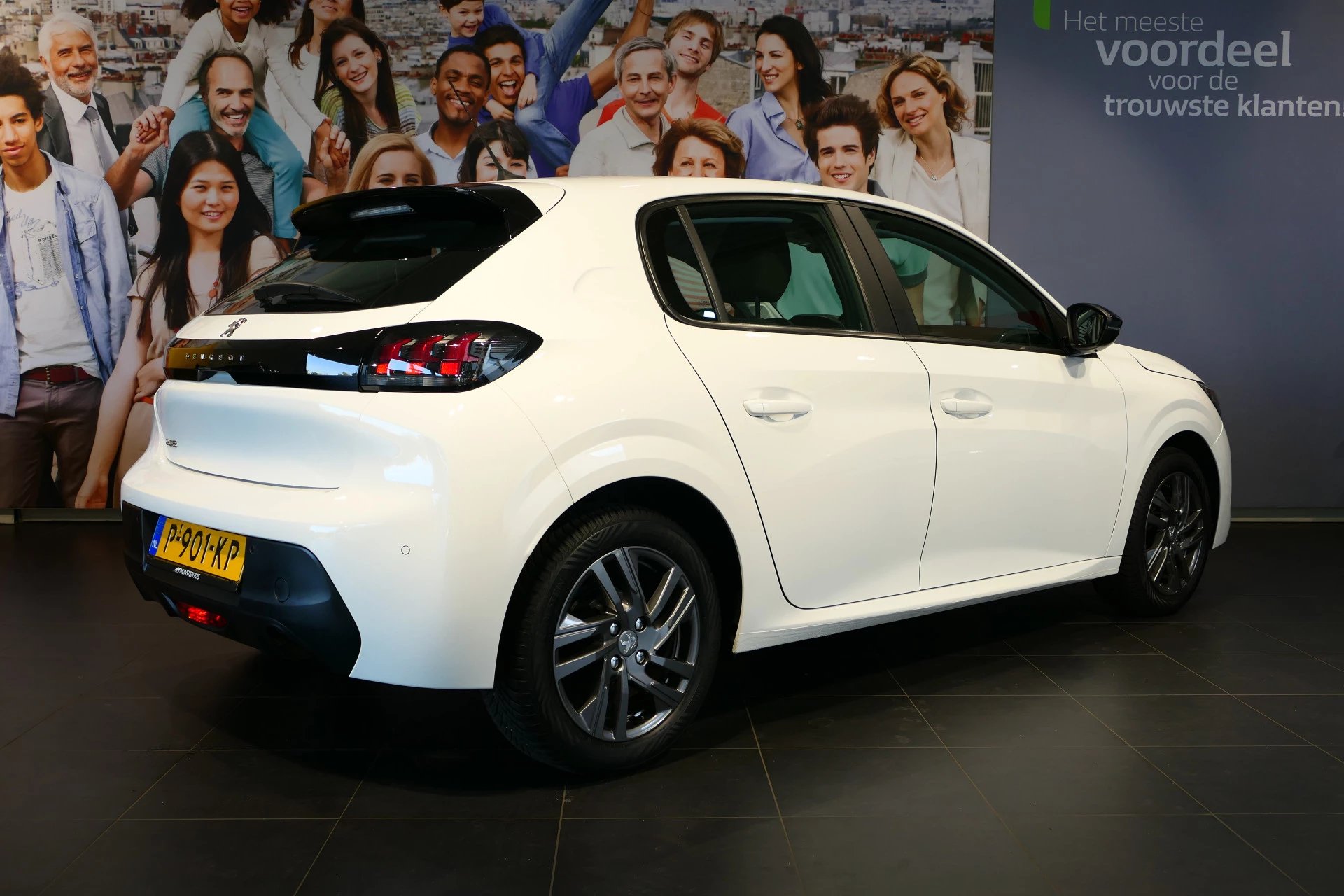 Hoofdafbeelding Peugeot 208