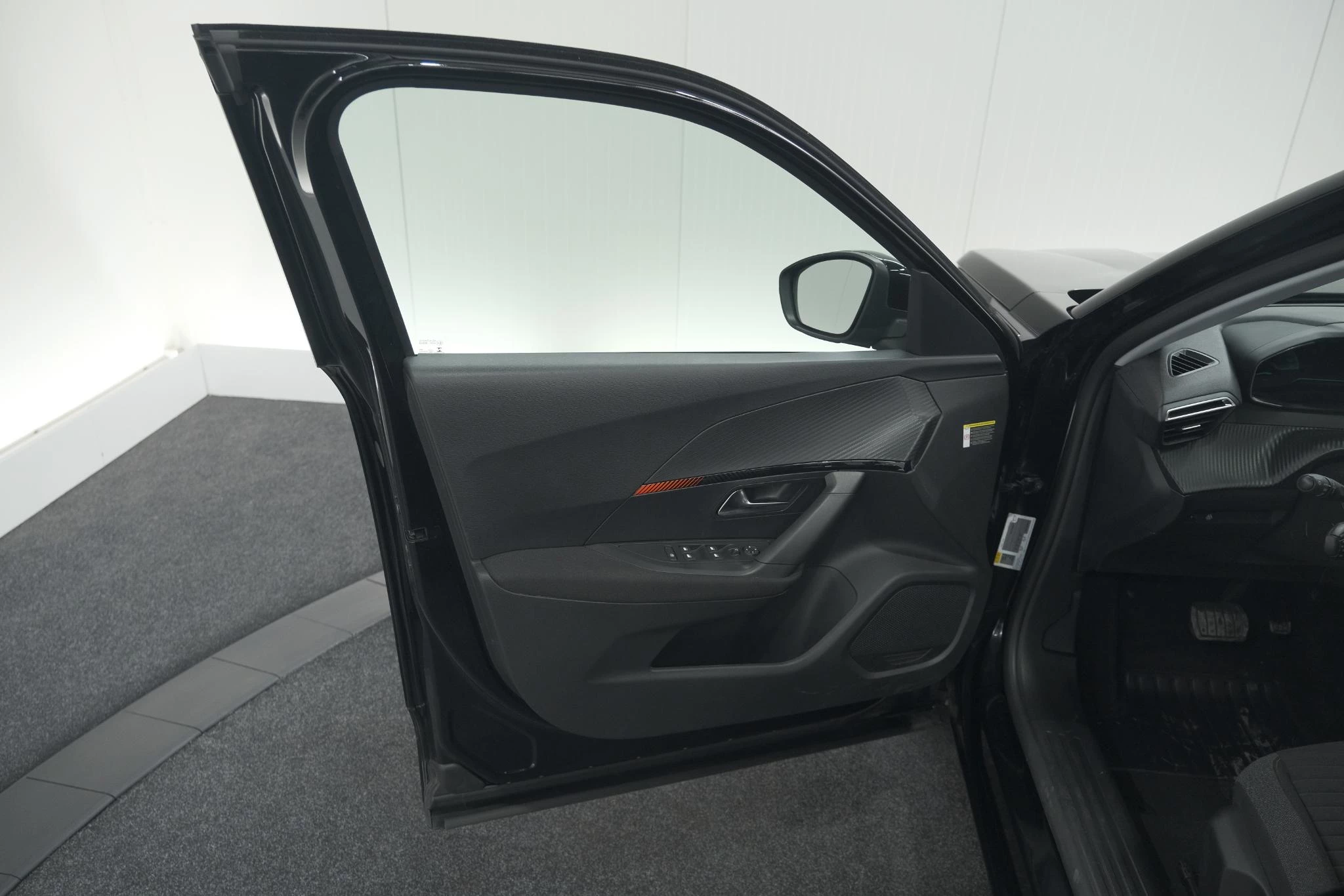 Hoofdafbeelding Peugeot e-2008