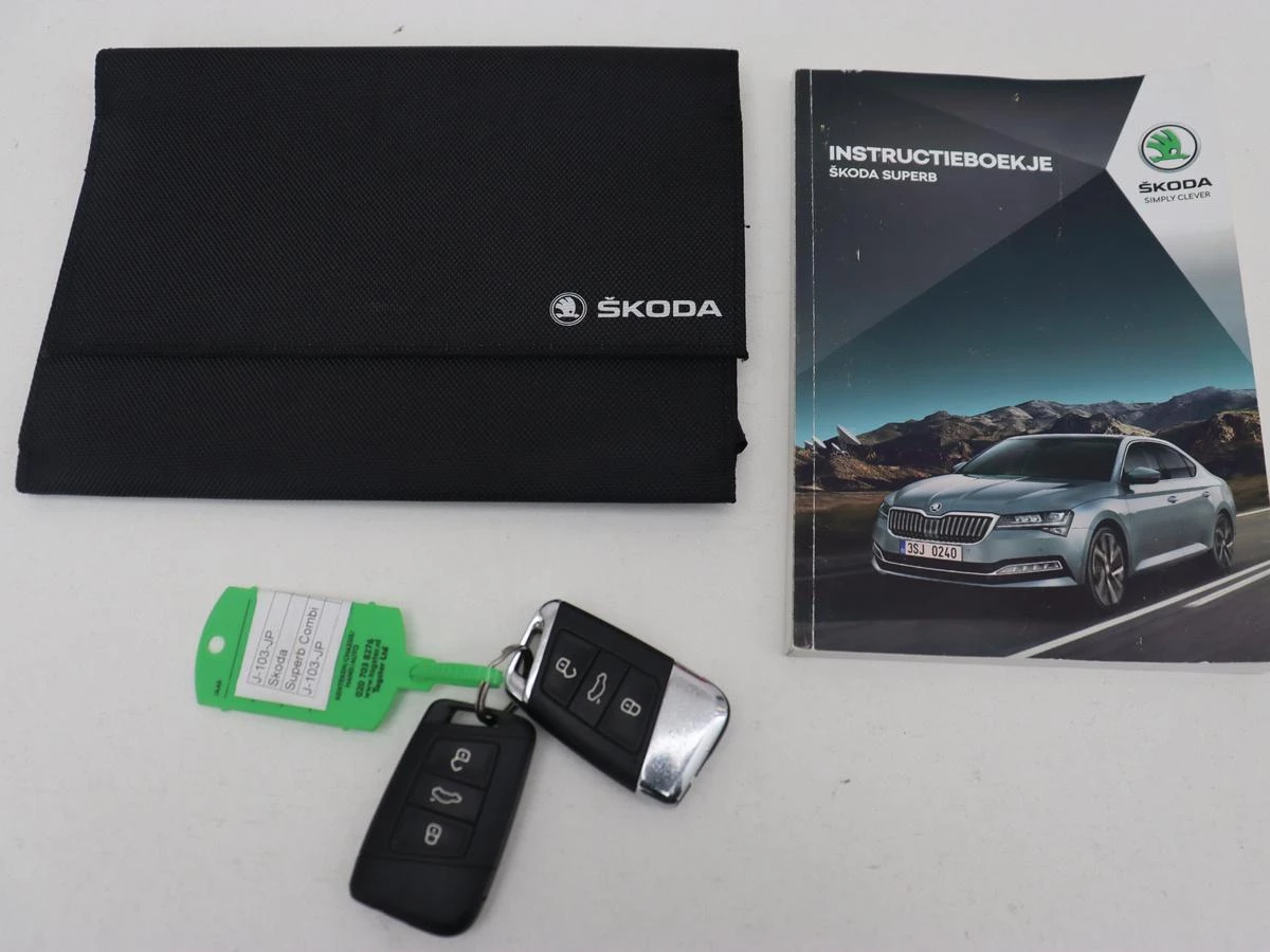 Hoofdafbeelding Škoda Superb