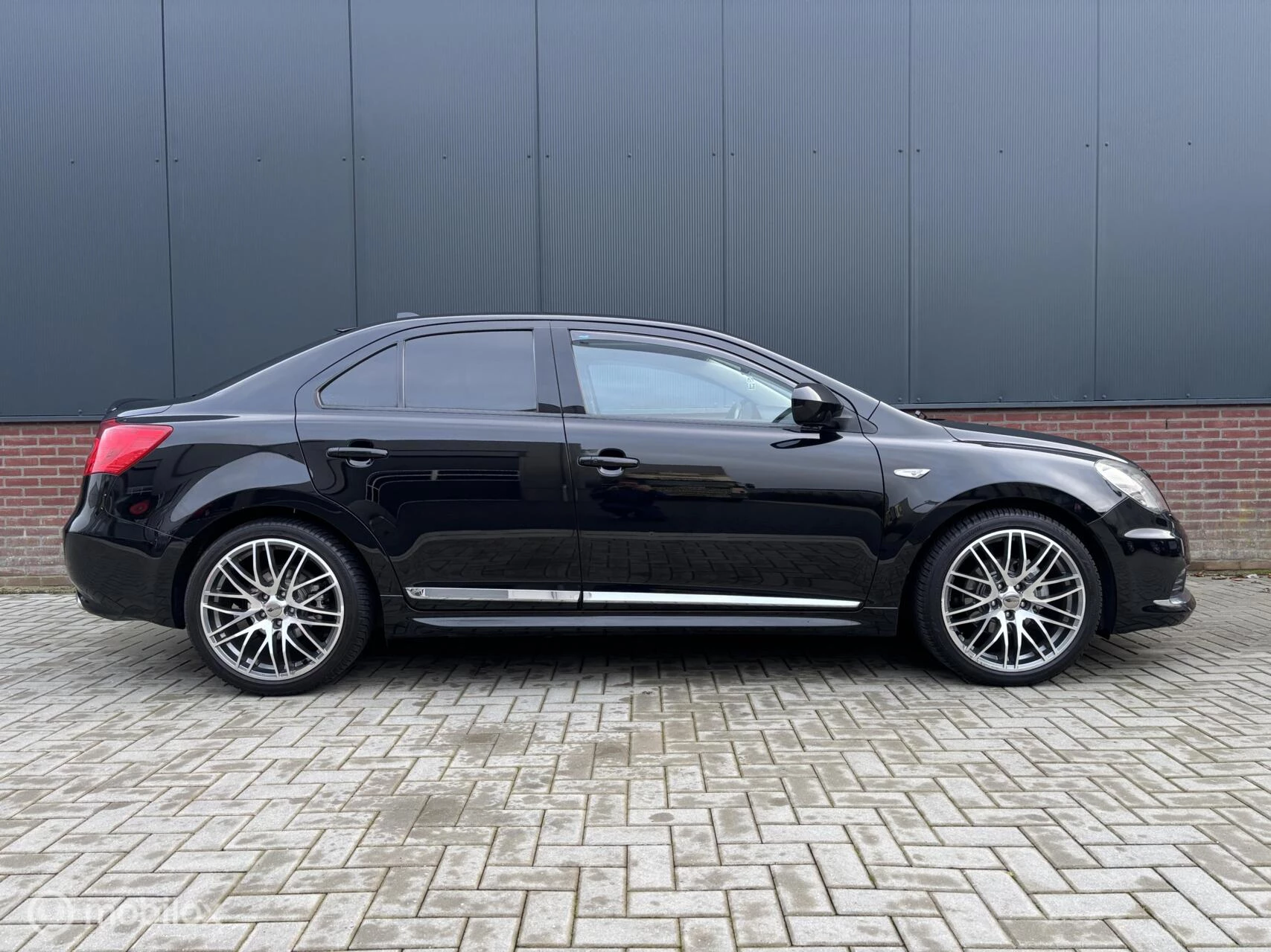 Hoofdafbeelding Suzuki Kizashi