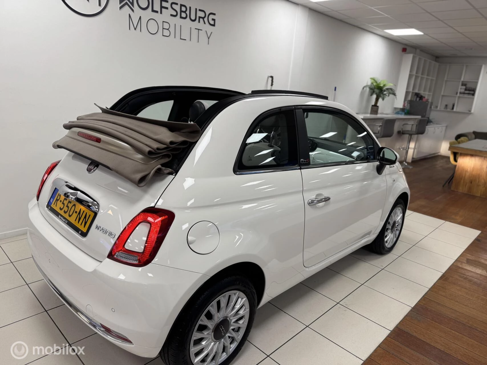 Hoofdafbeelding Fiat 500C