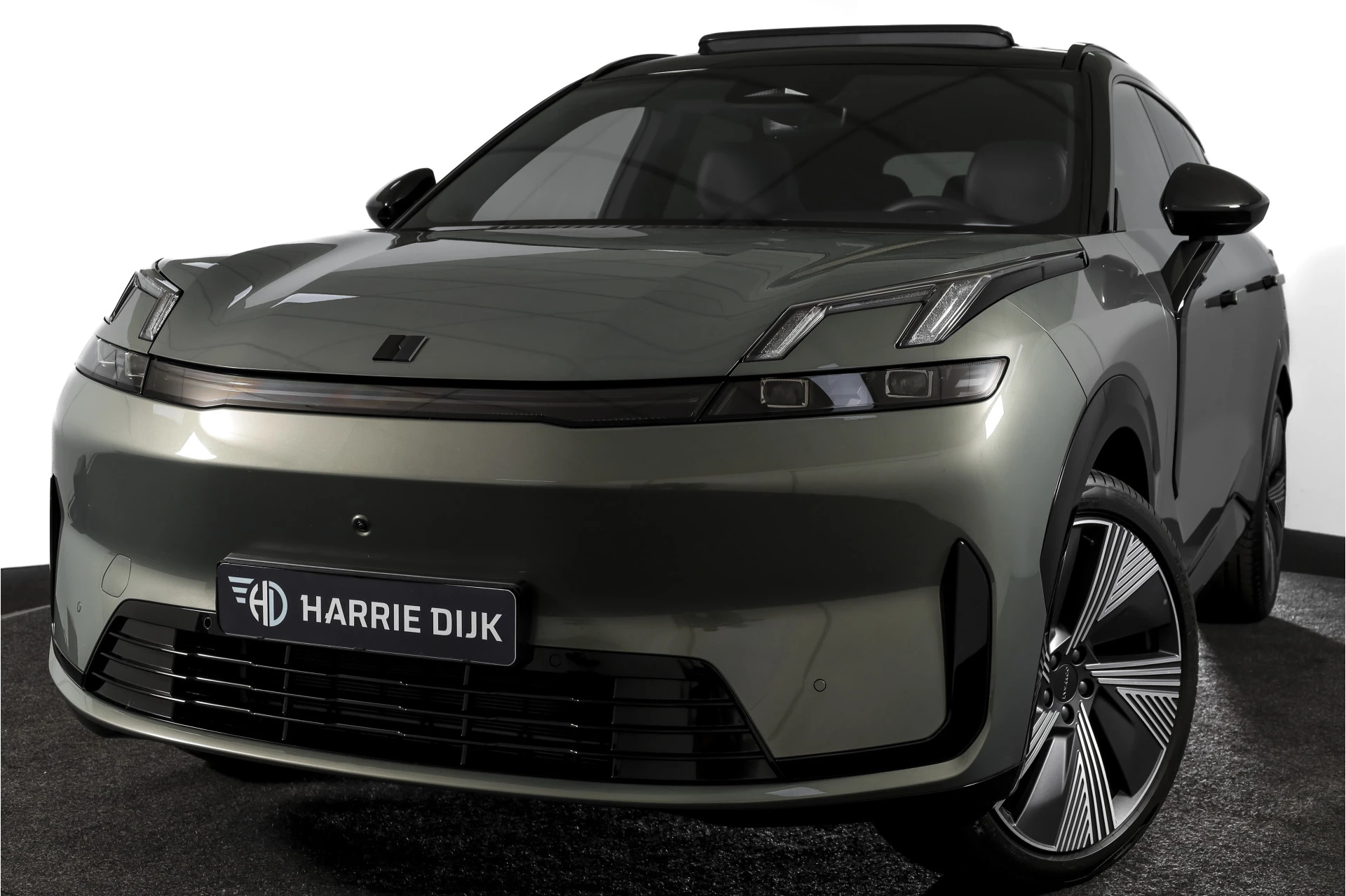 Hoofdafbeelding Lynk & Co 08