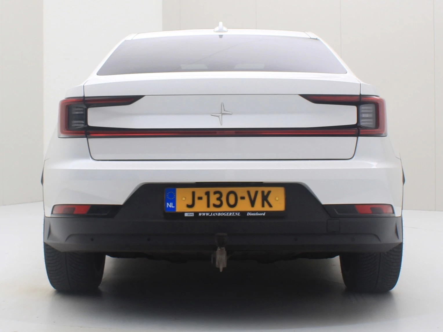 Hoofdafbeelding Polestar 2