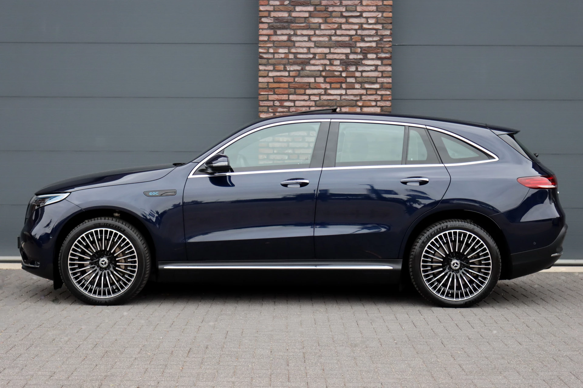 Hoofdafbeelding Mercedes-Benz EQC
