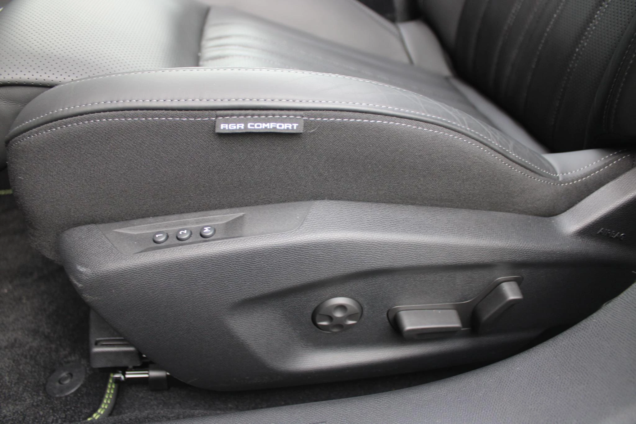 Hoofdafbeelding Peugeot 408