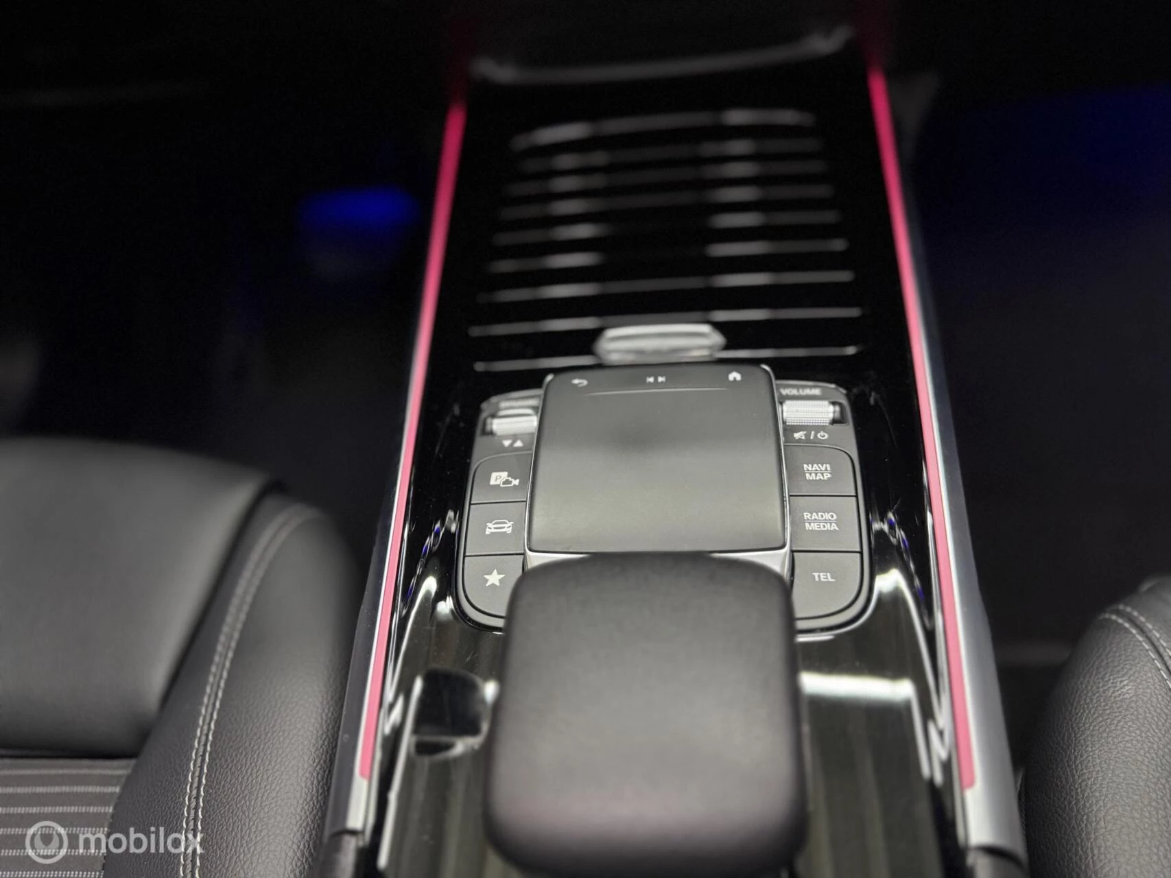 Hoofdafbeelding Mercedes-Benz EQB